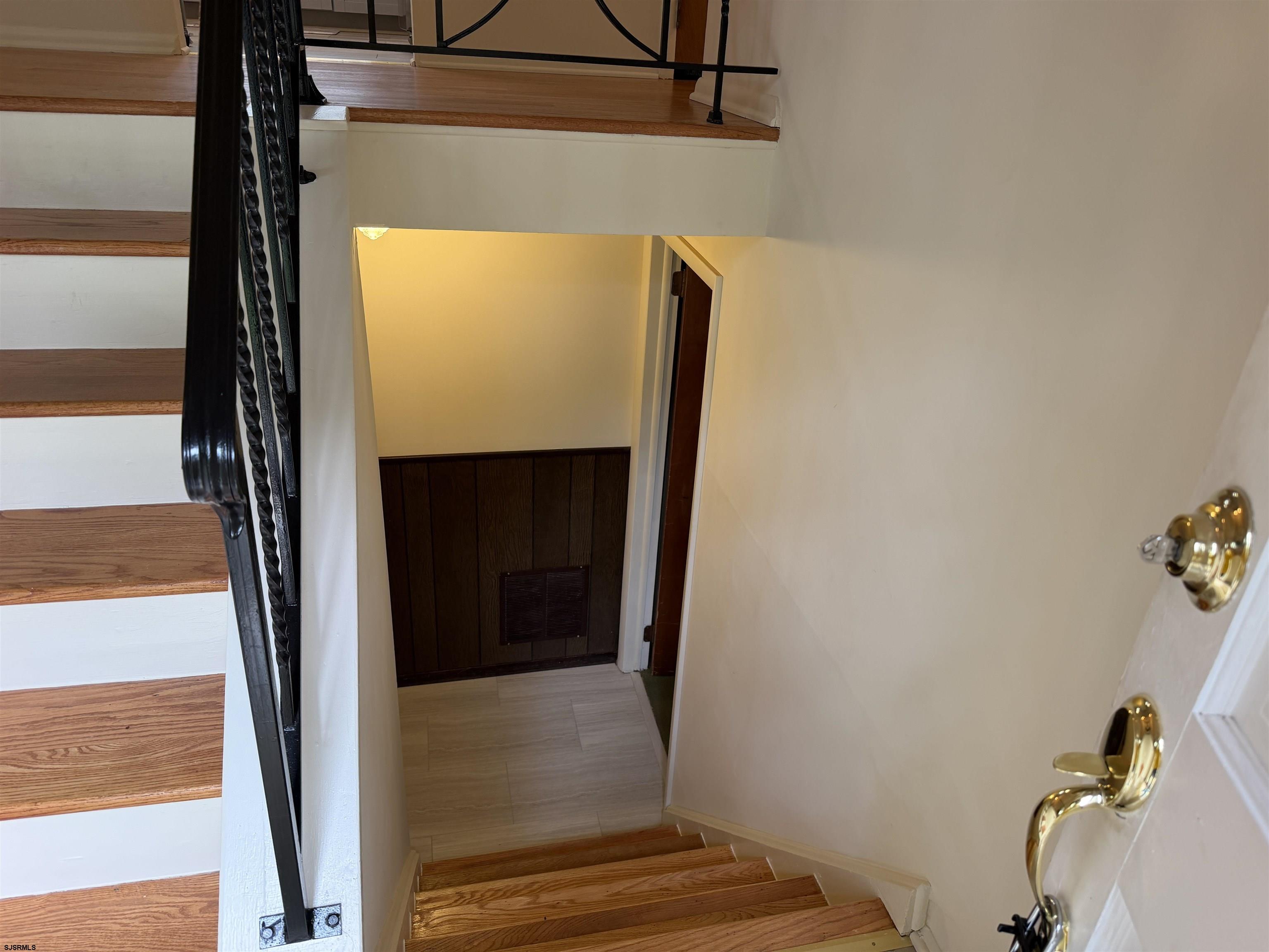 6351 Beech - Picture 3