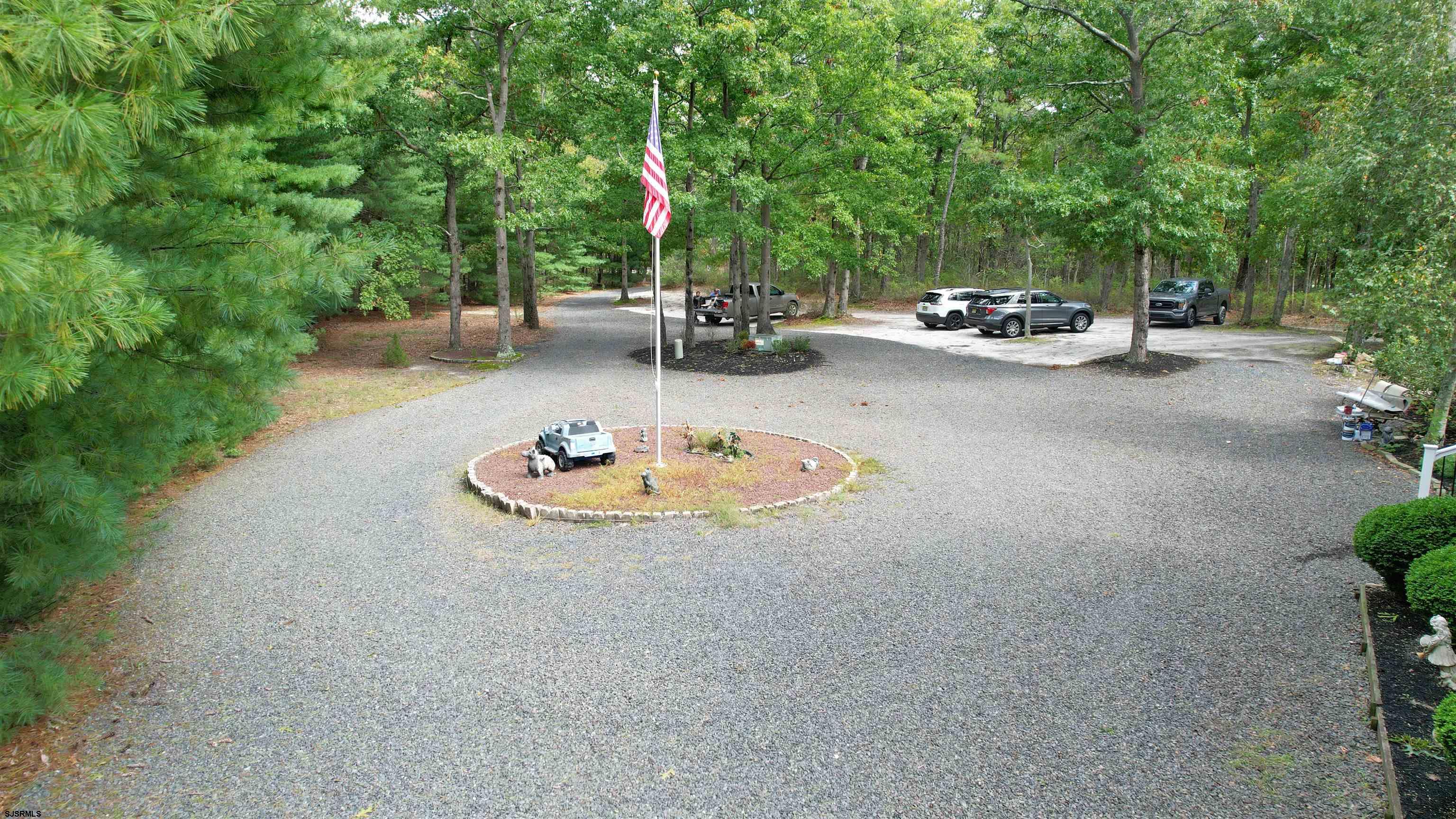 20 W Moss Mill Road