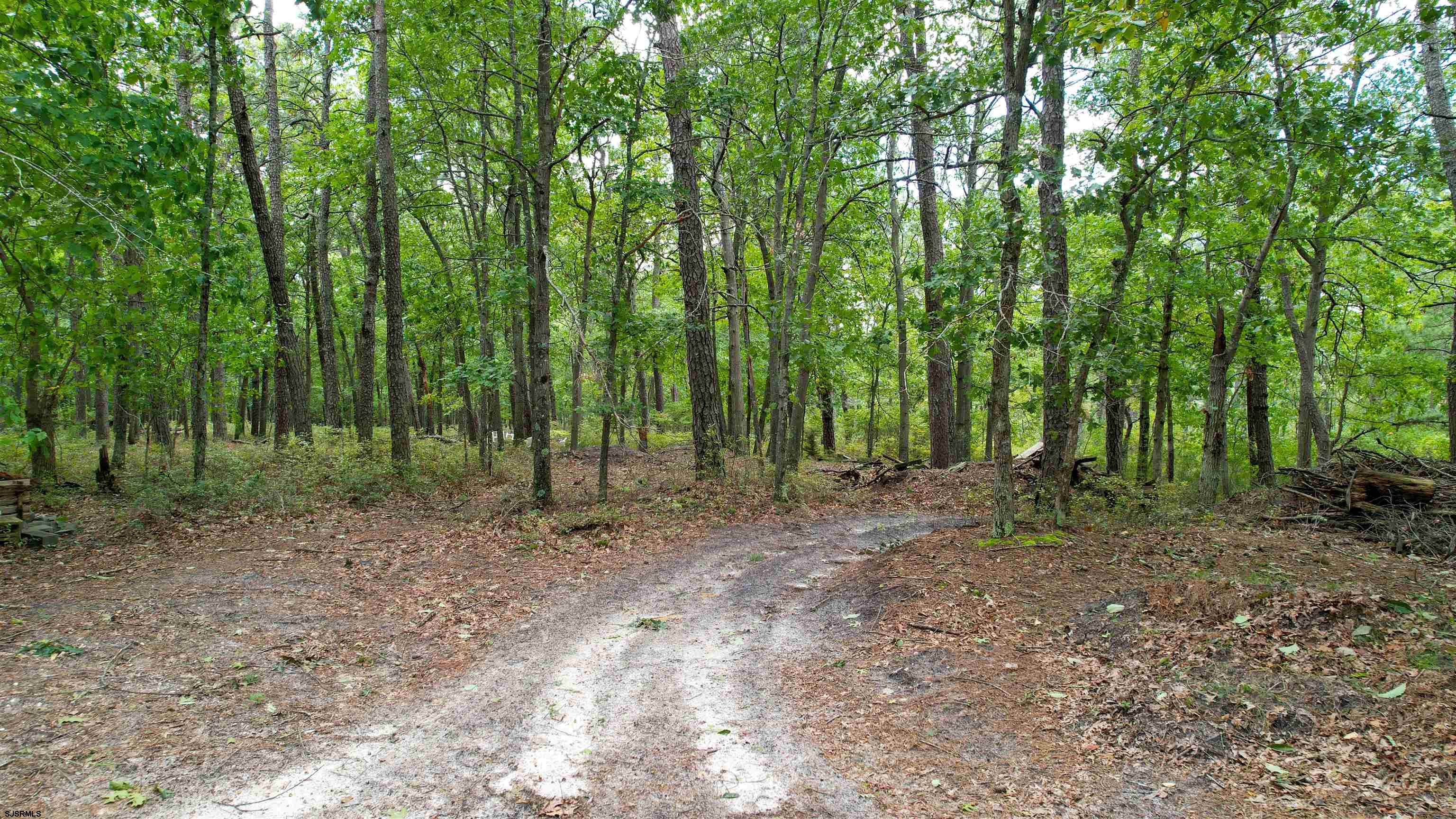 20 W Moss Mill Road