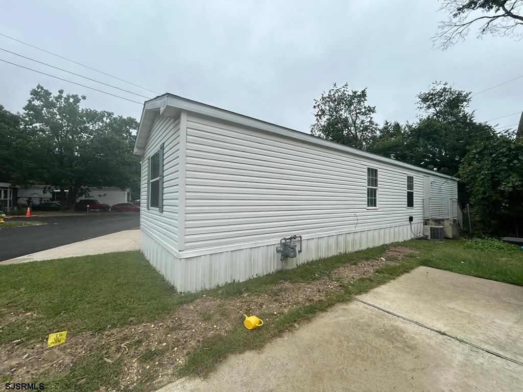 707 Sharkey Pl - Picture 4