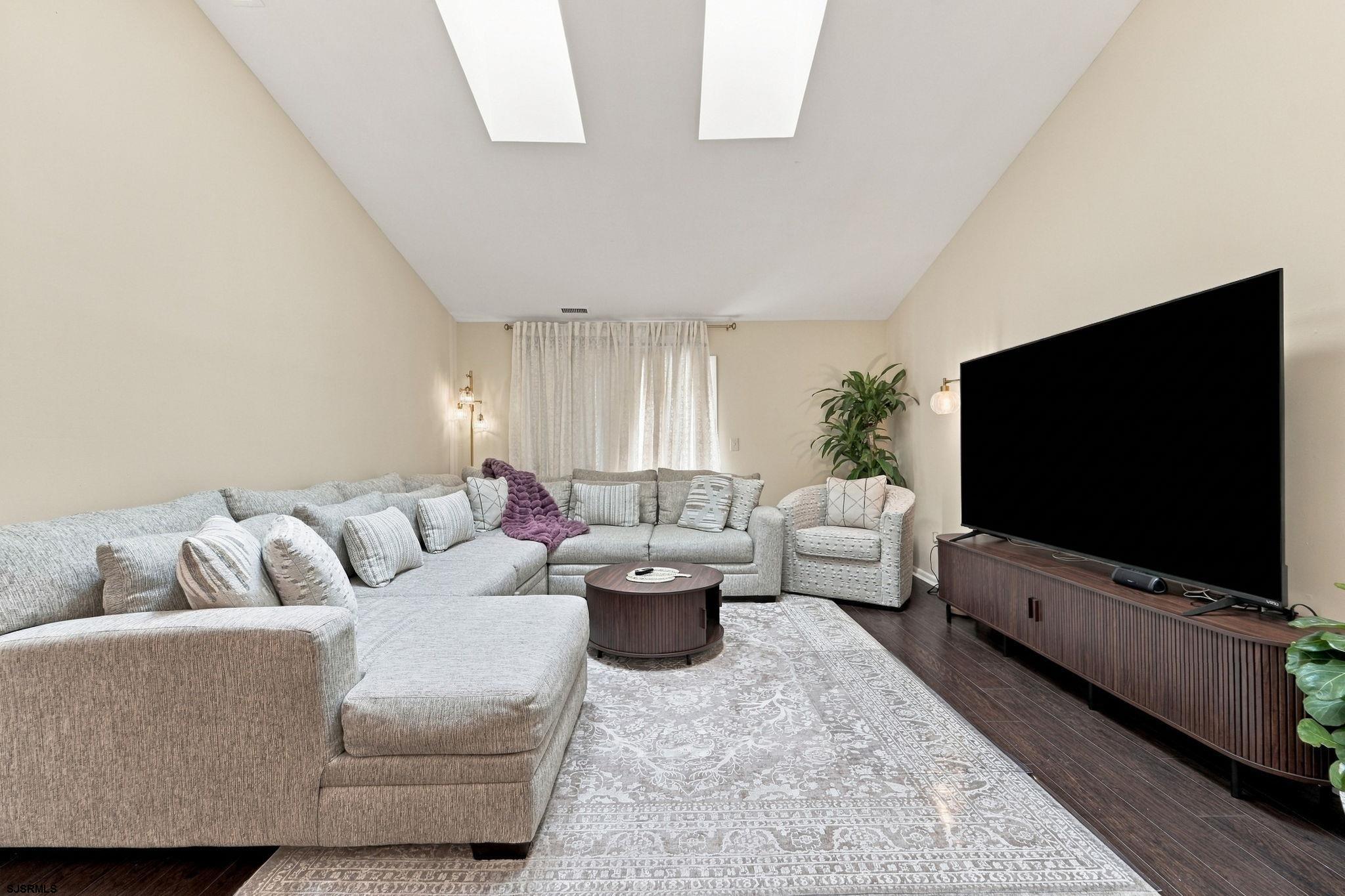 2 Oyster Bay Road
