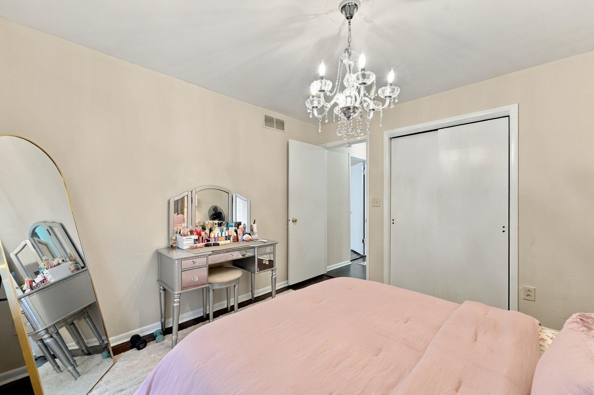 2 Oyster Bay Road