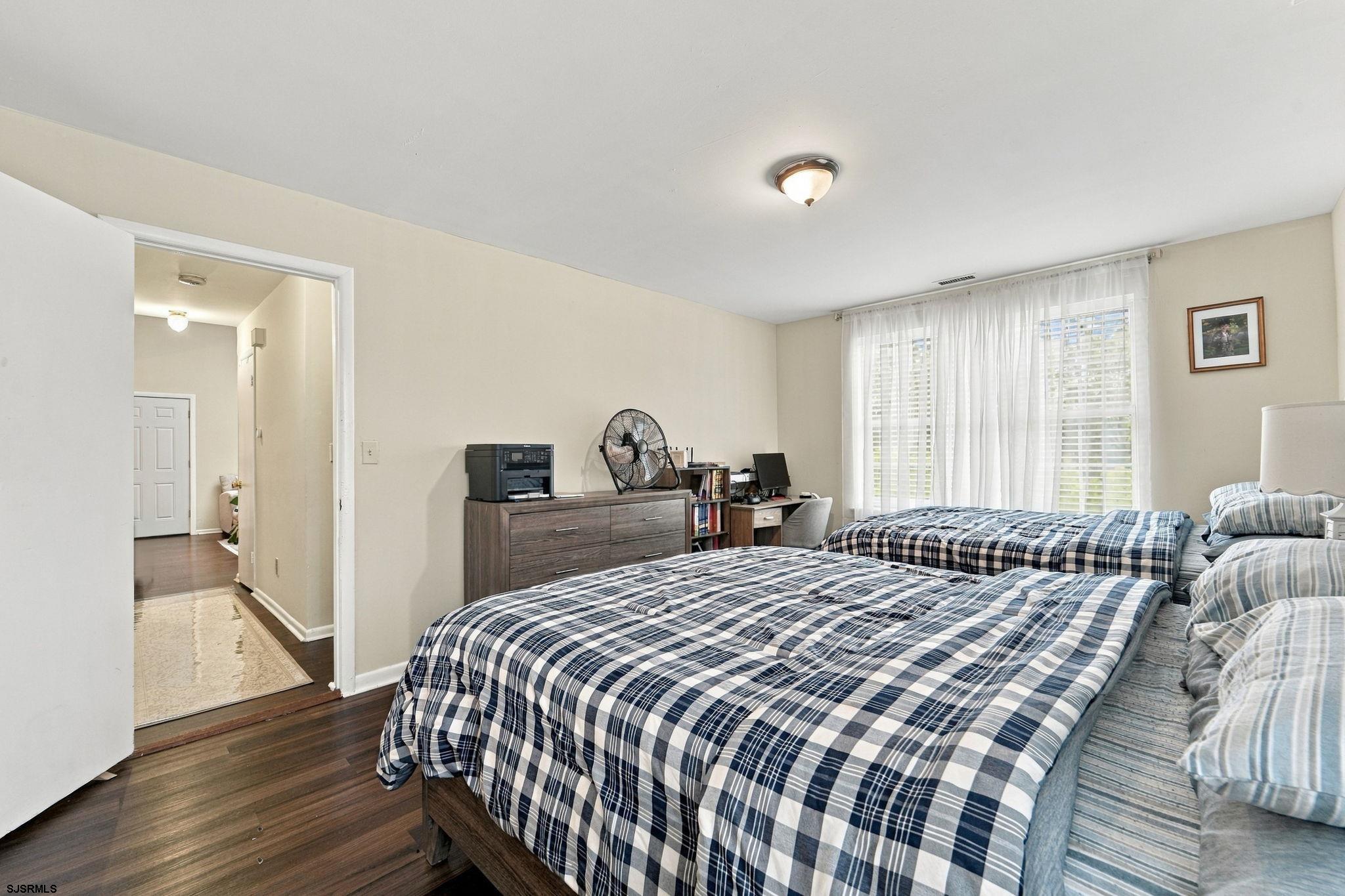 2 Oyster Bay Road