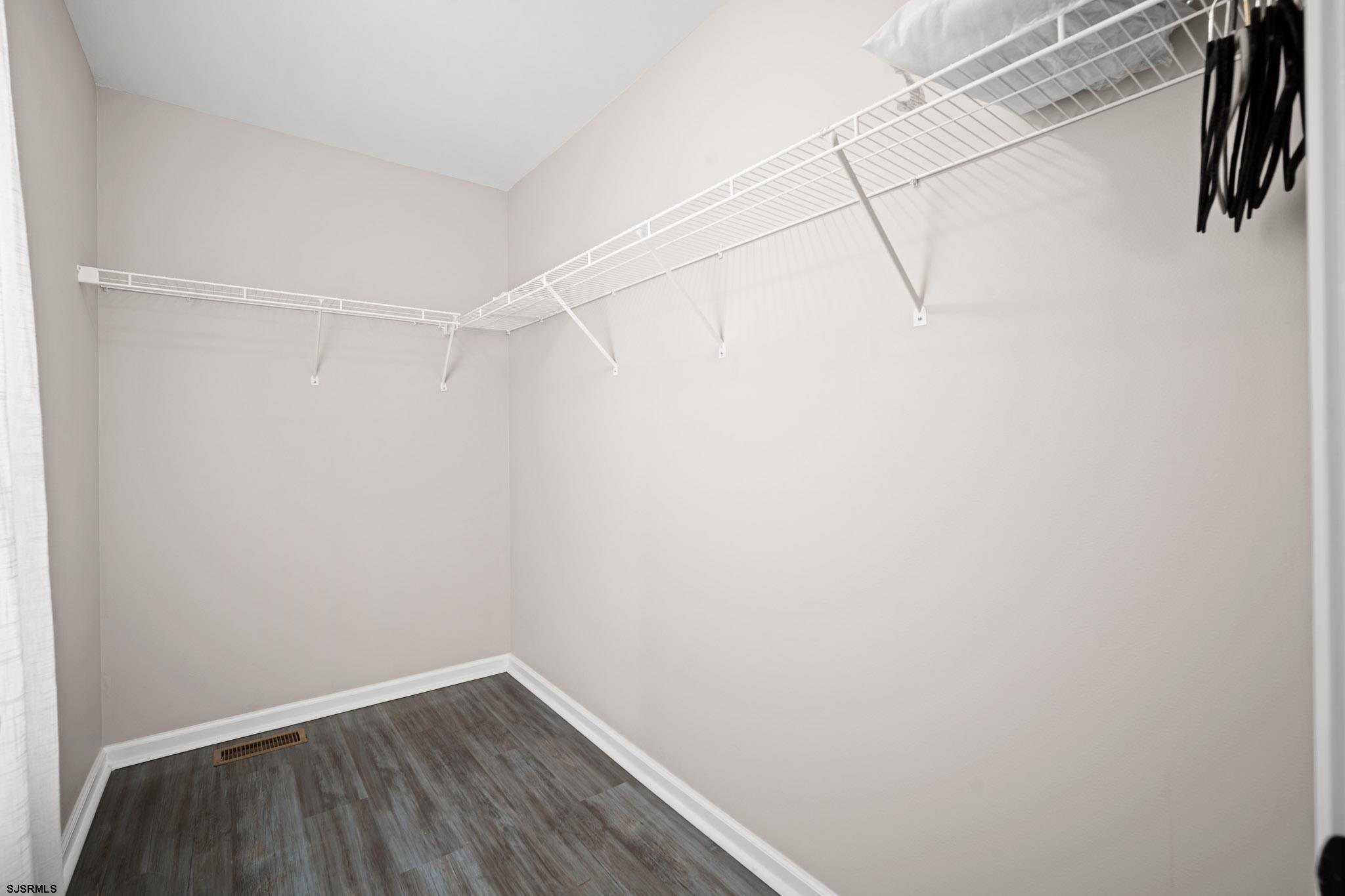 612569 | Photo 24