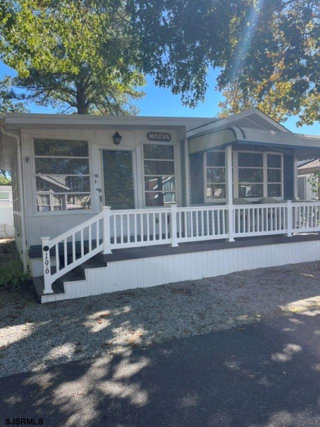 613042