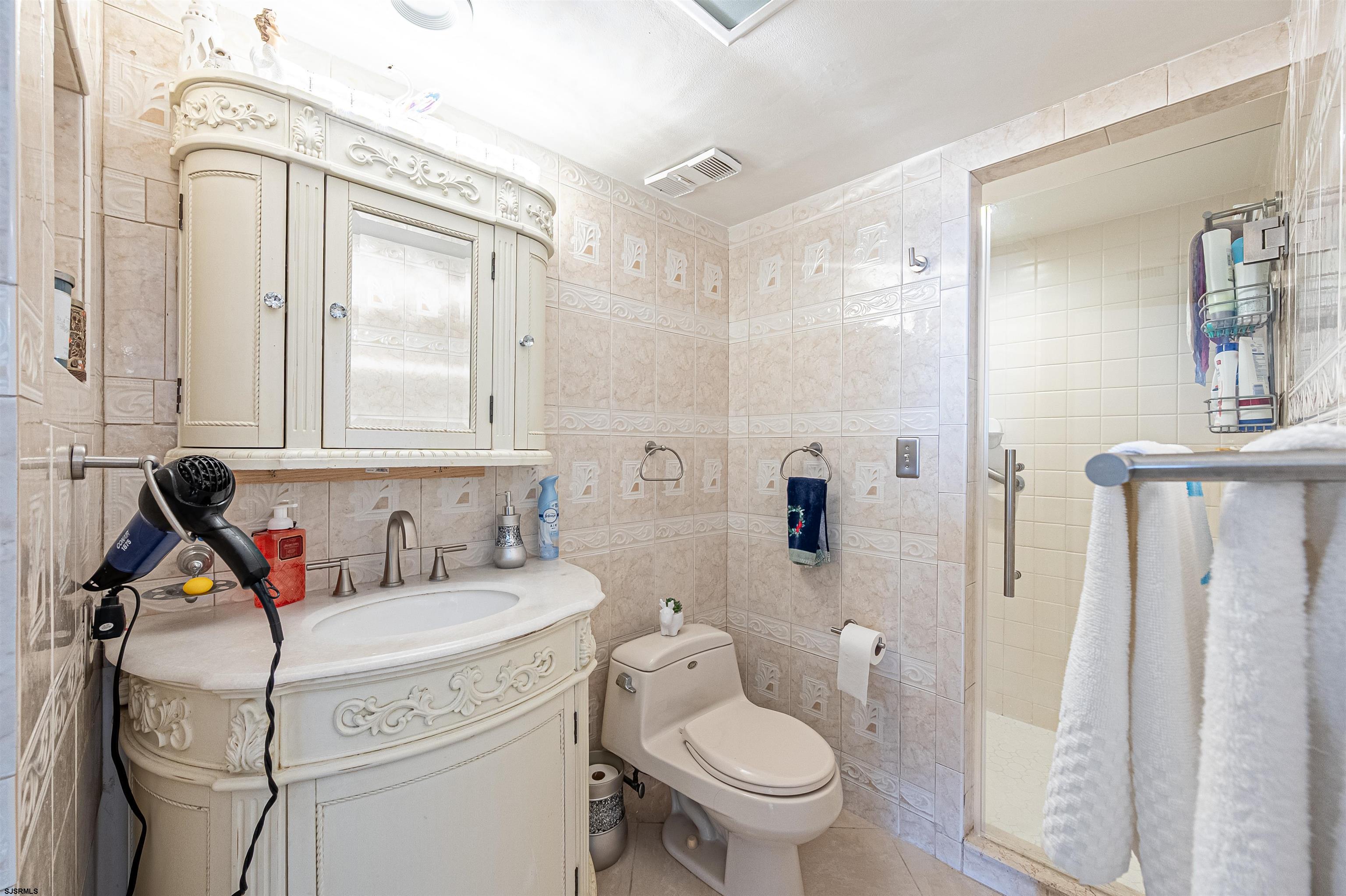613110 | Photo 23
