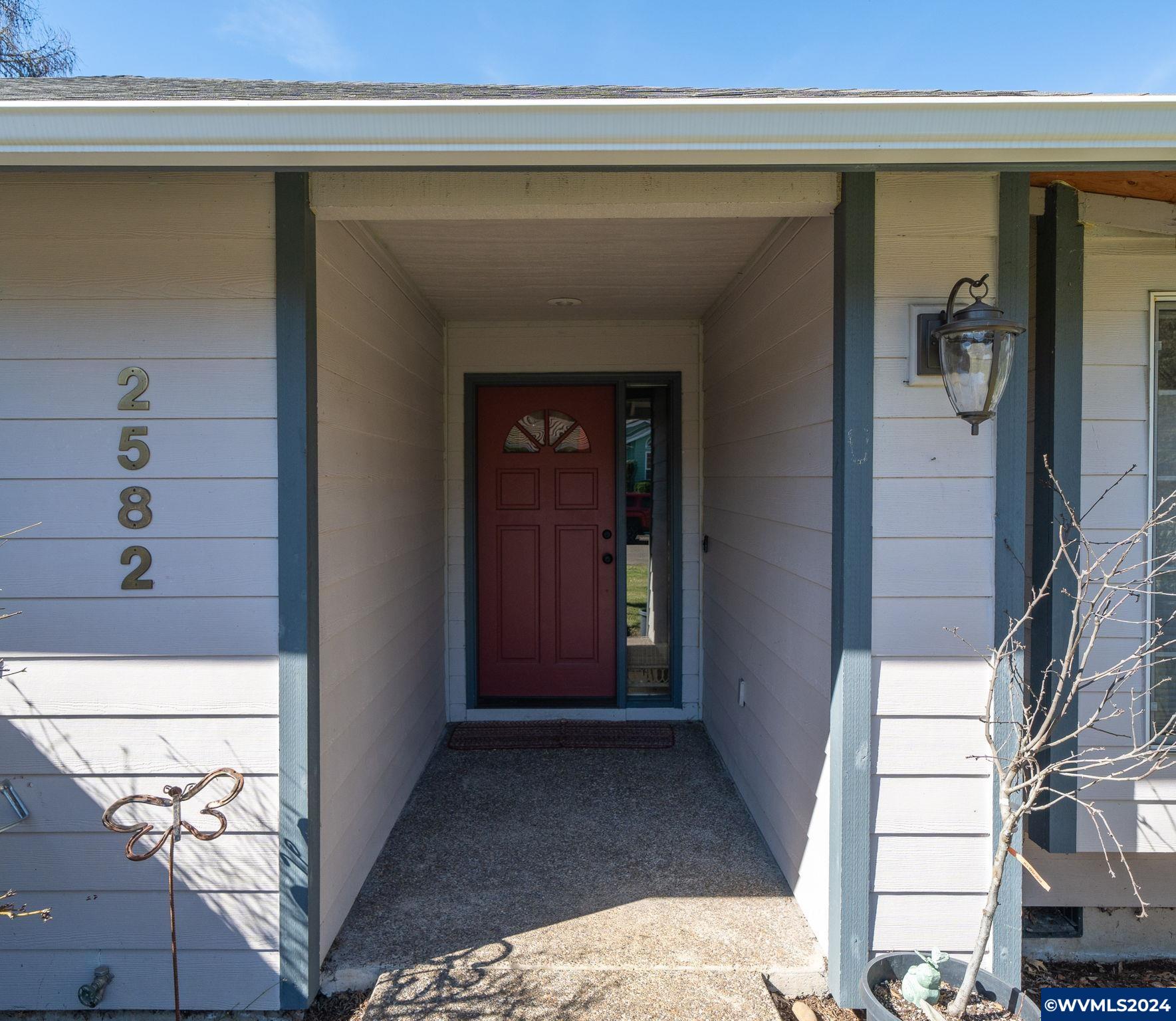 2582 NW Acey Wy