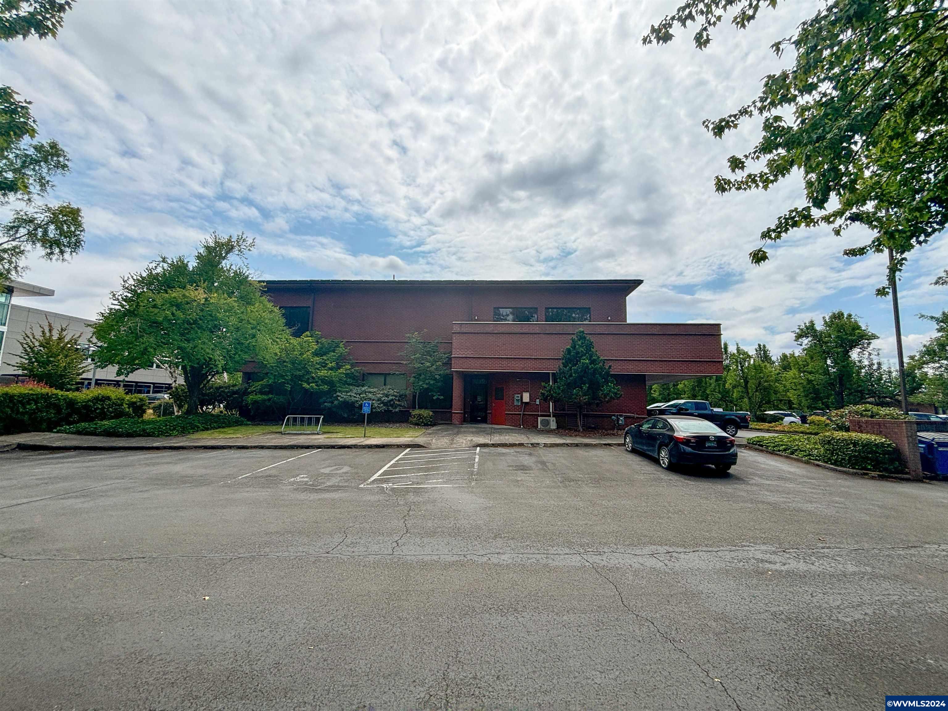 2965 SE Ryan Dr