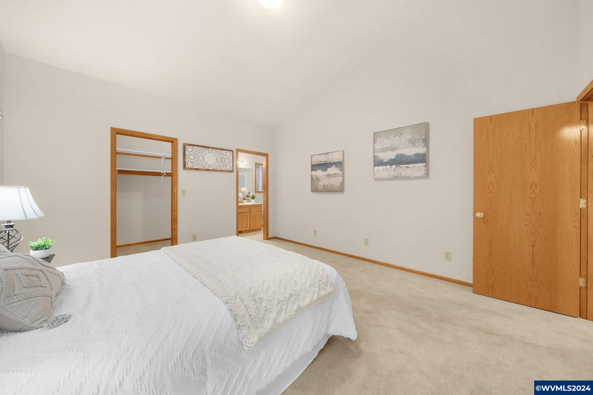 2608 NW Legacy Pl