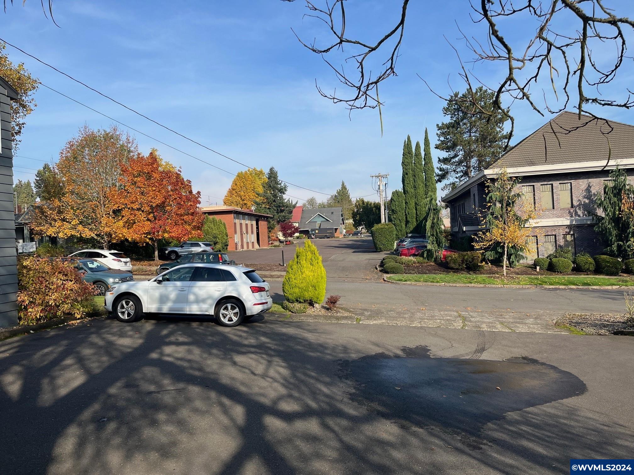 358 Superior (Ste B) St S