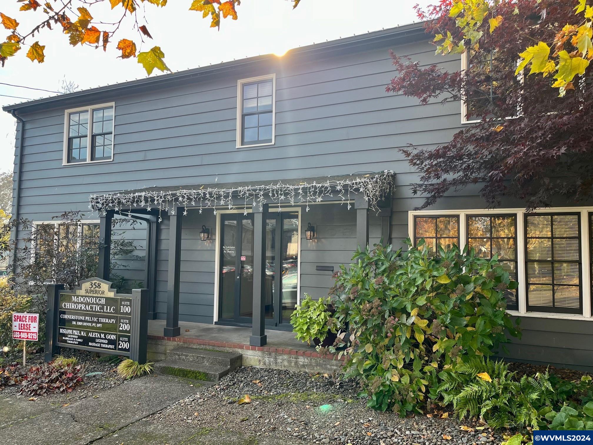 358 Superior (Ste D) St SE