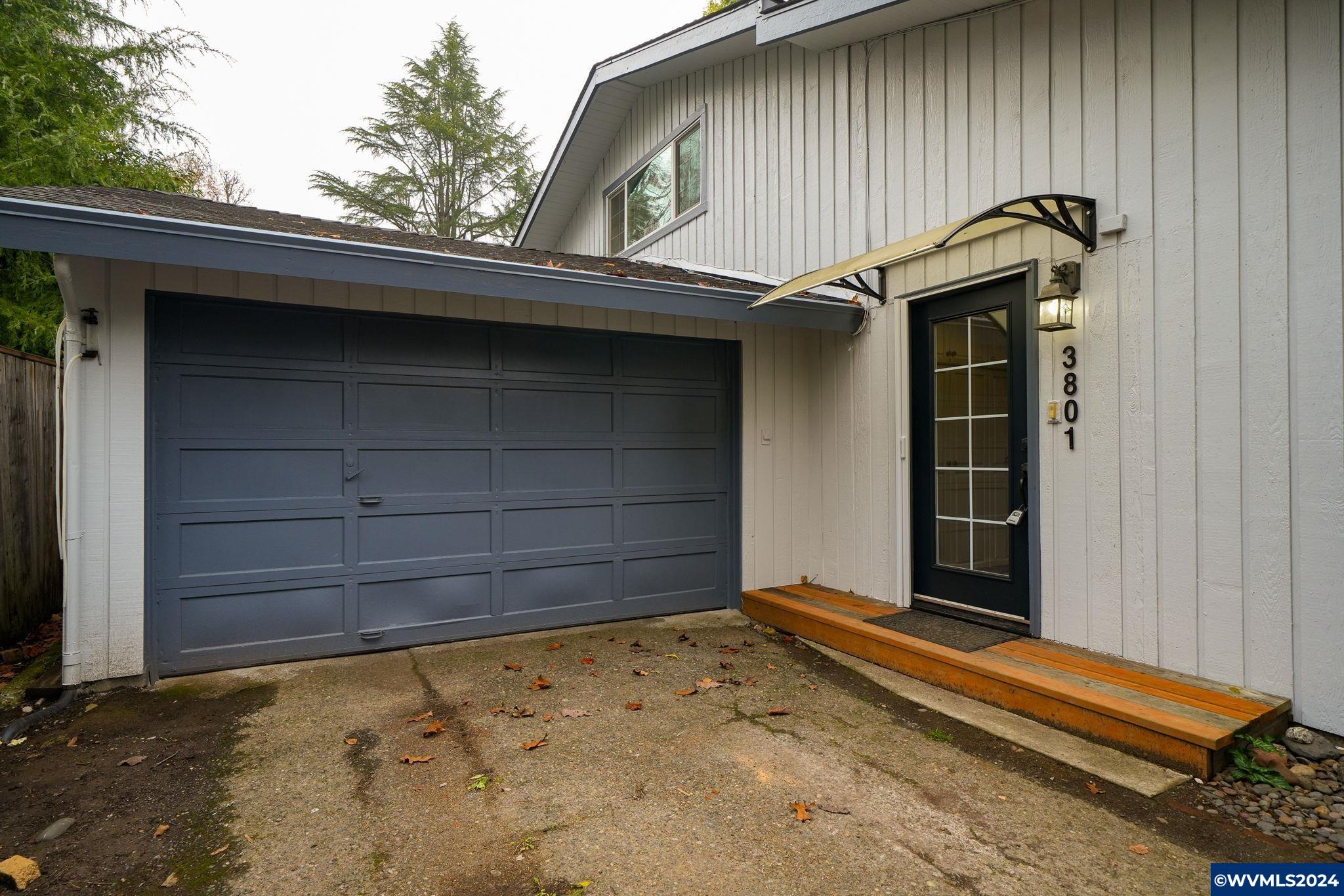 3801 NW Van Buren Av