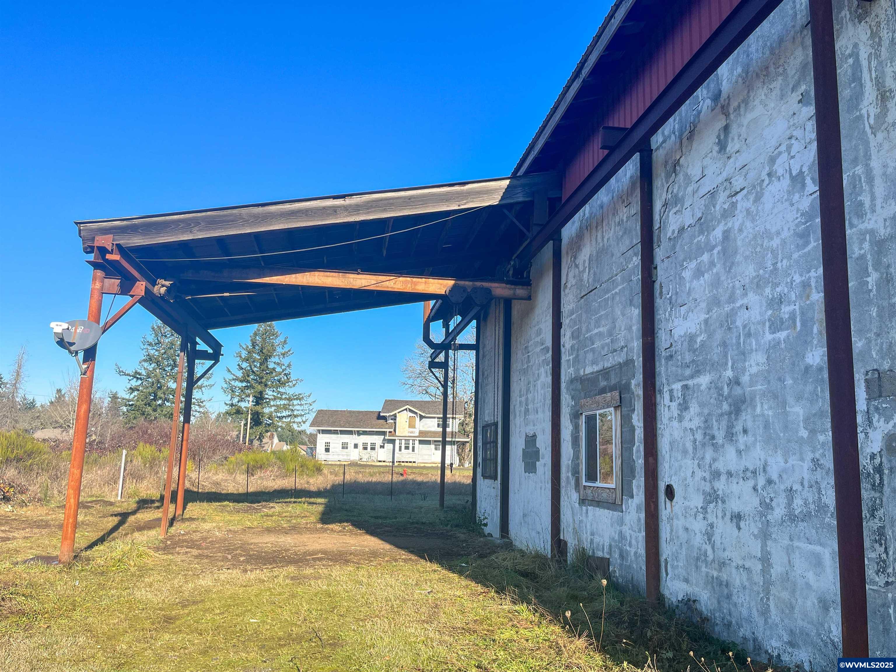 28401 Salmon River Hwy