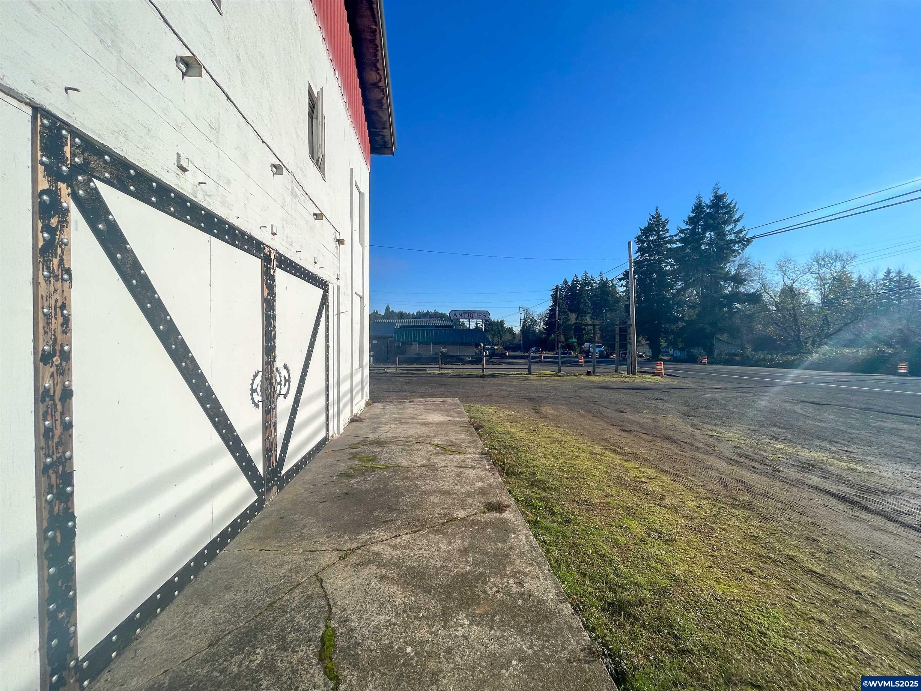 28401 Salmon River Hwy