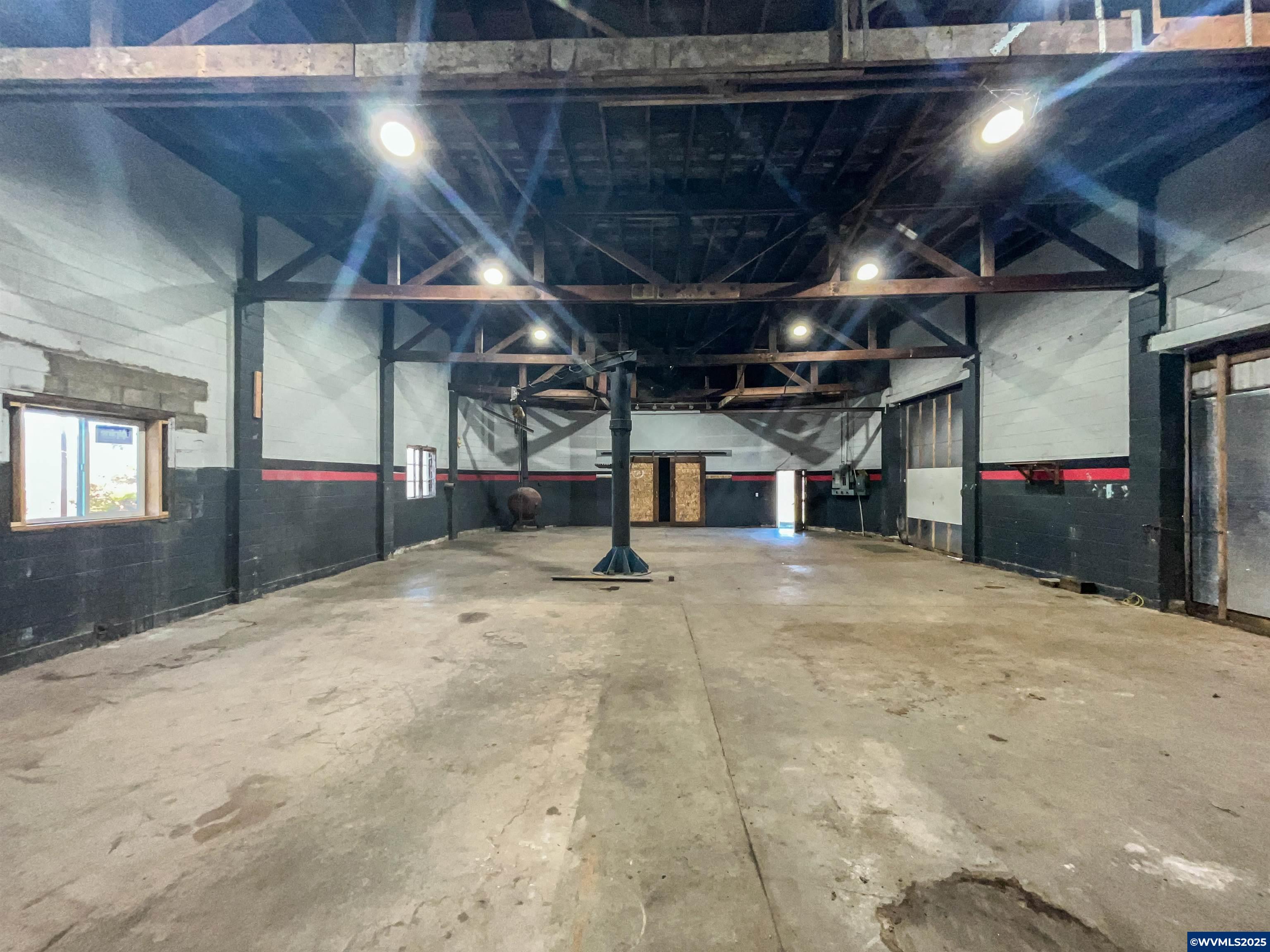 28401 Salmon River Hwy