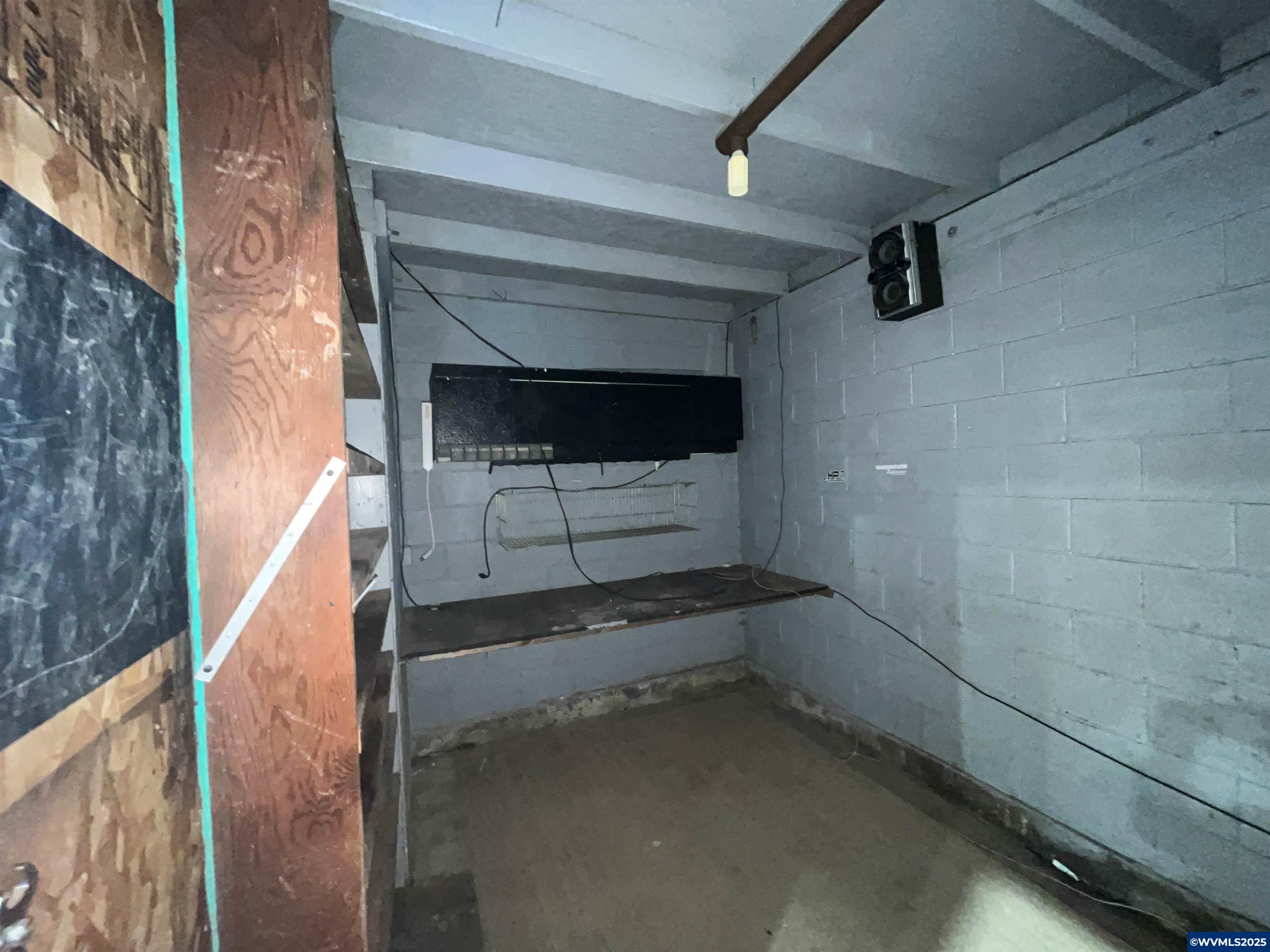 28401 Salmon River Hwy