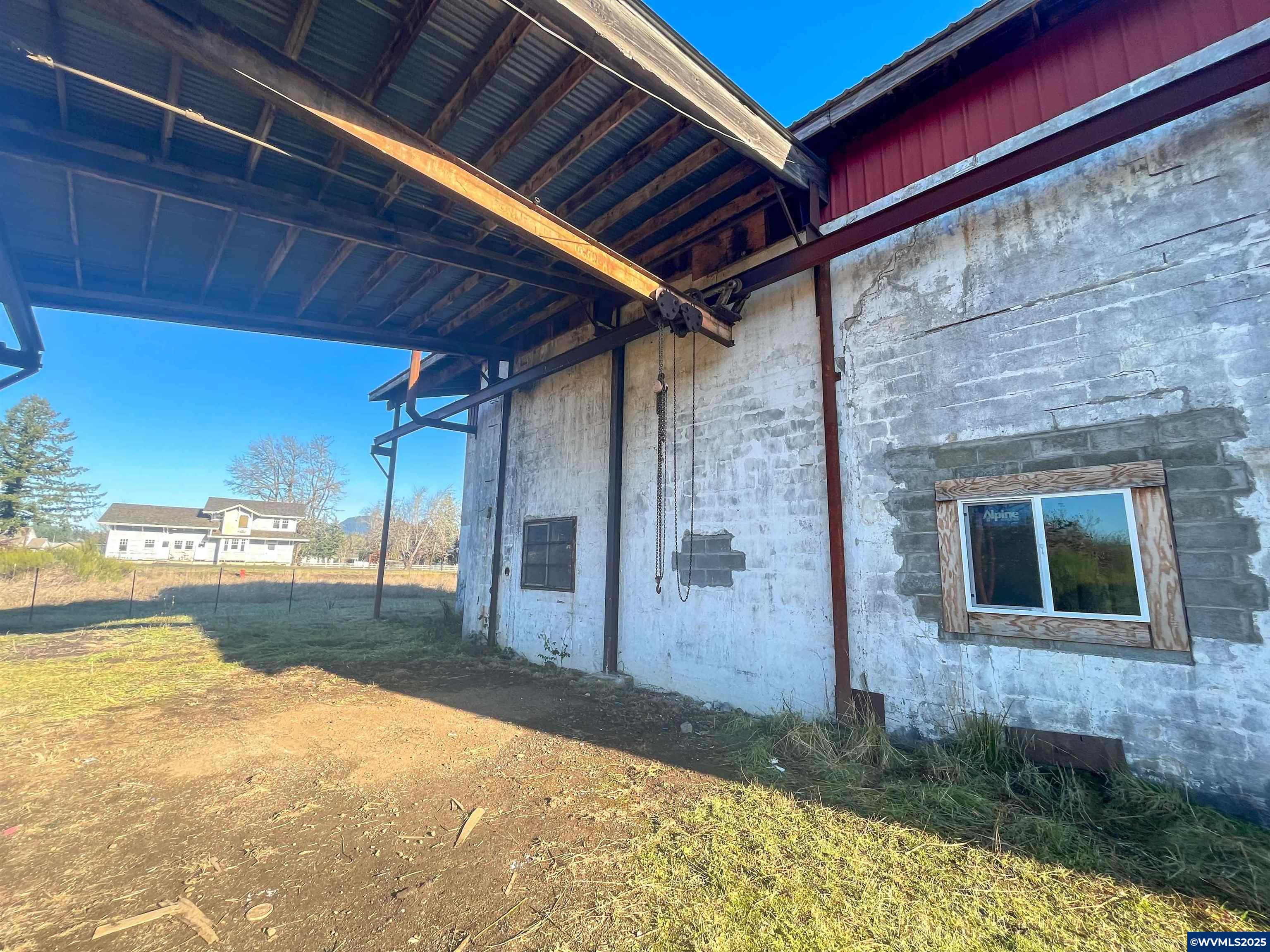 28401 Salmon River Hwy