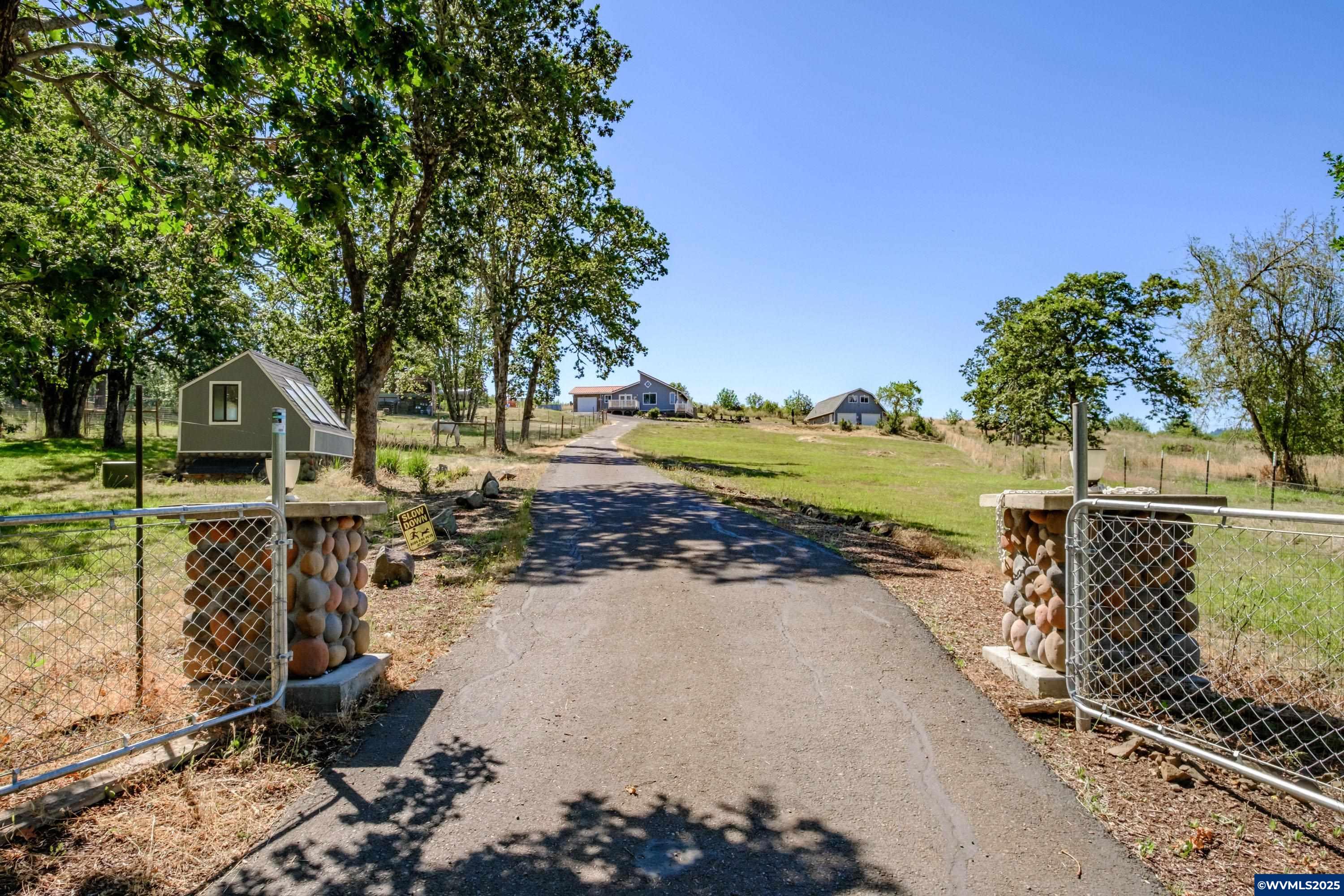 36680 Edgemont Dr