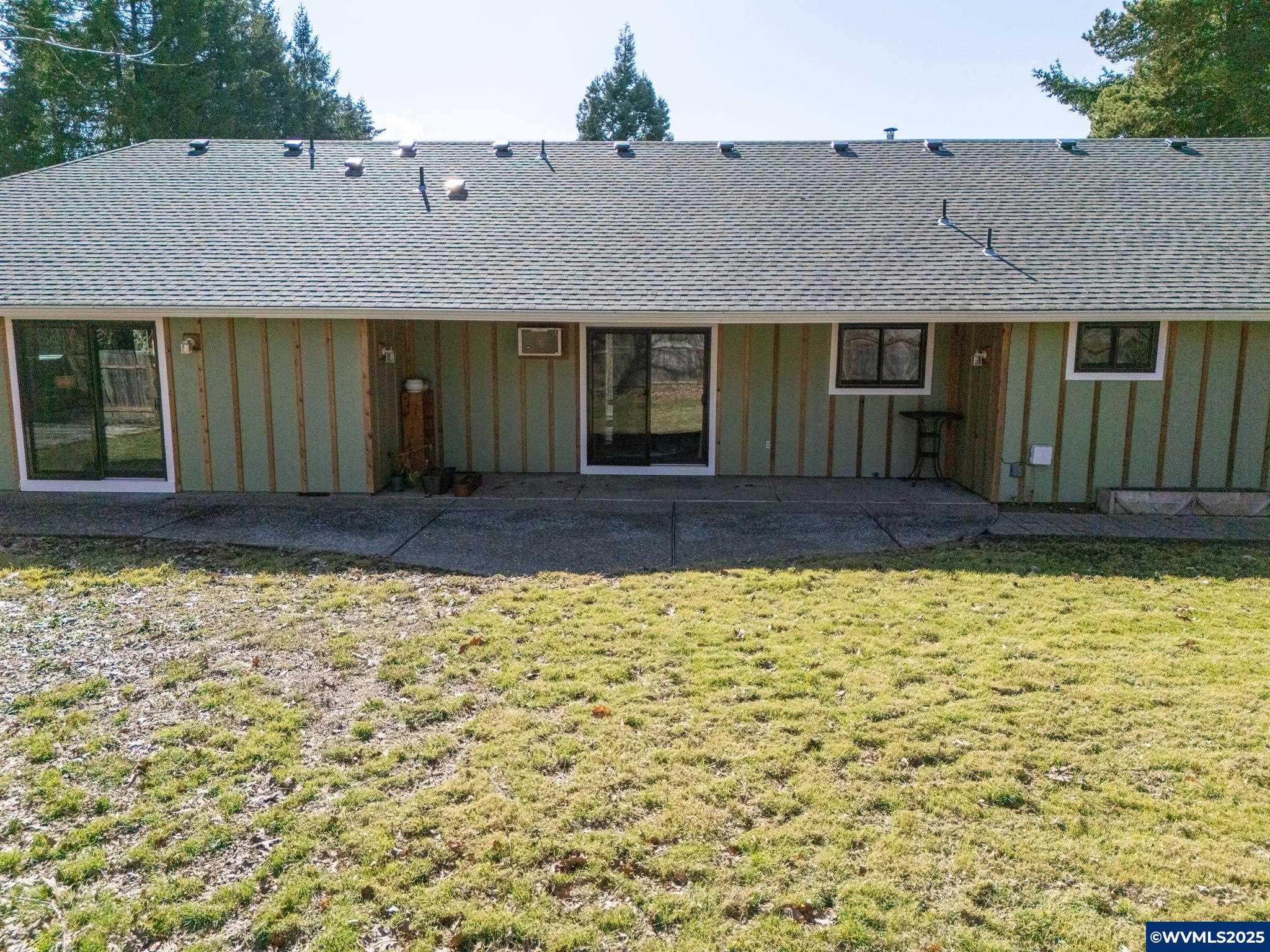 678 Falls City Hwy