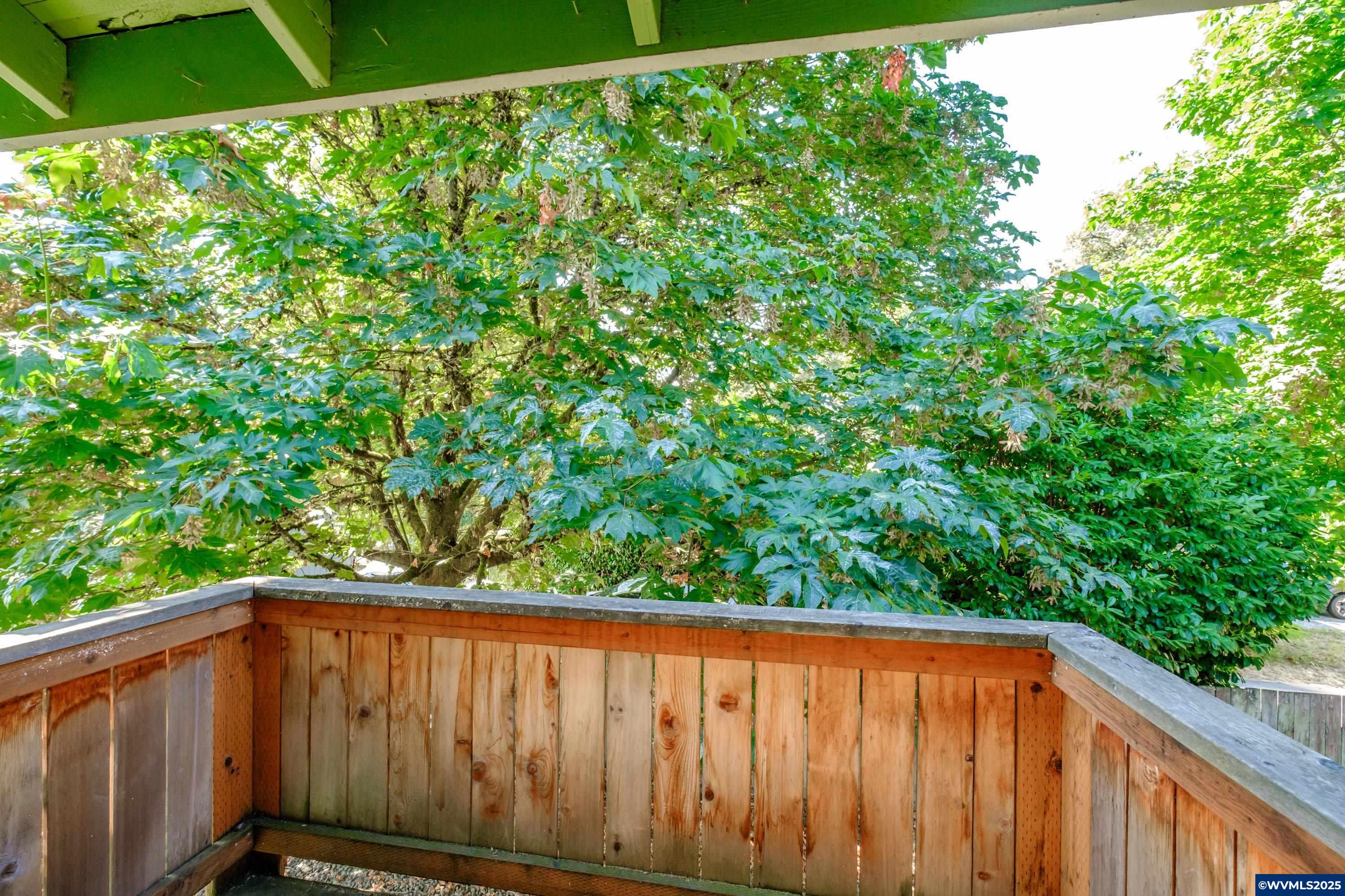 297 W Main St, Monmouth, OR, 97361