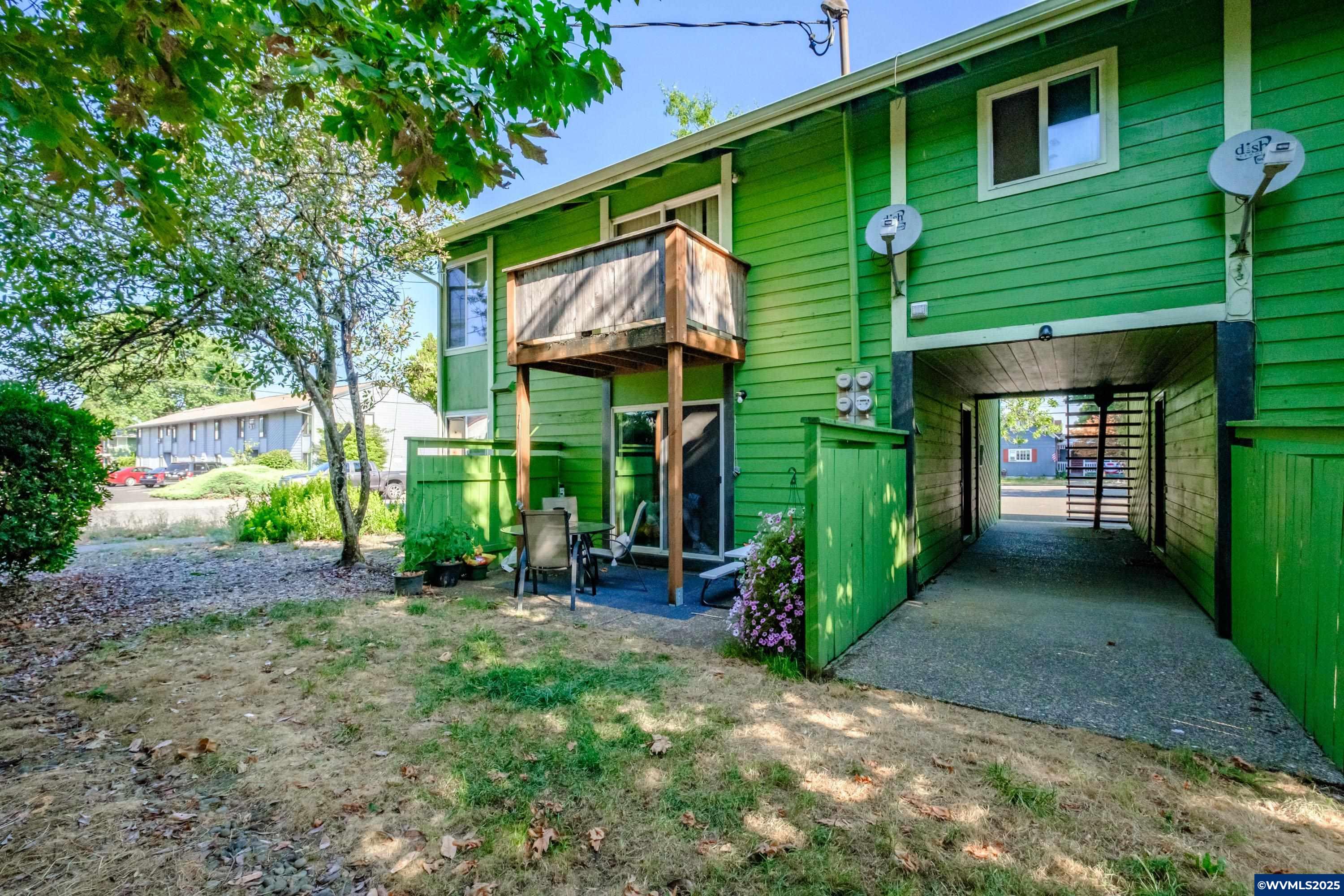 297 W Main St, Monmouth, OR, 97361