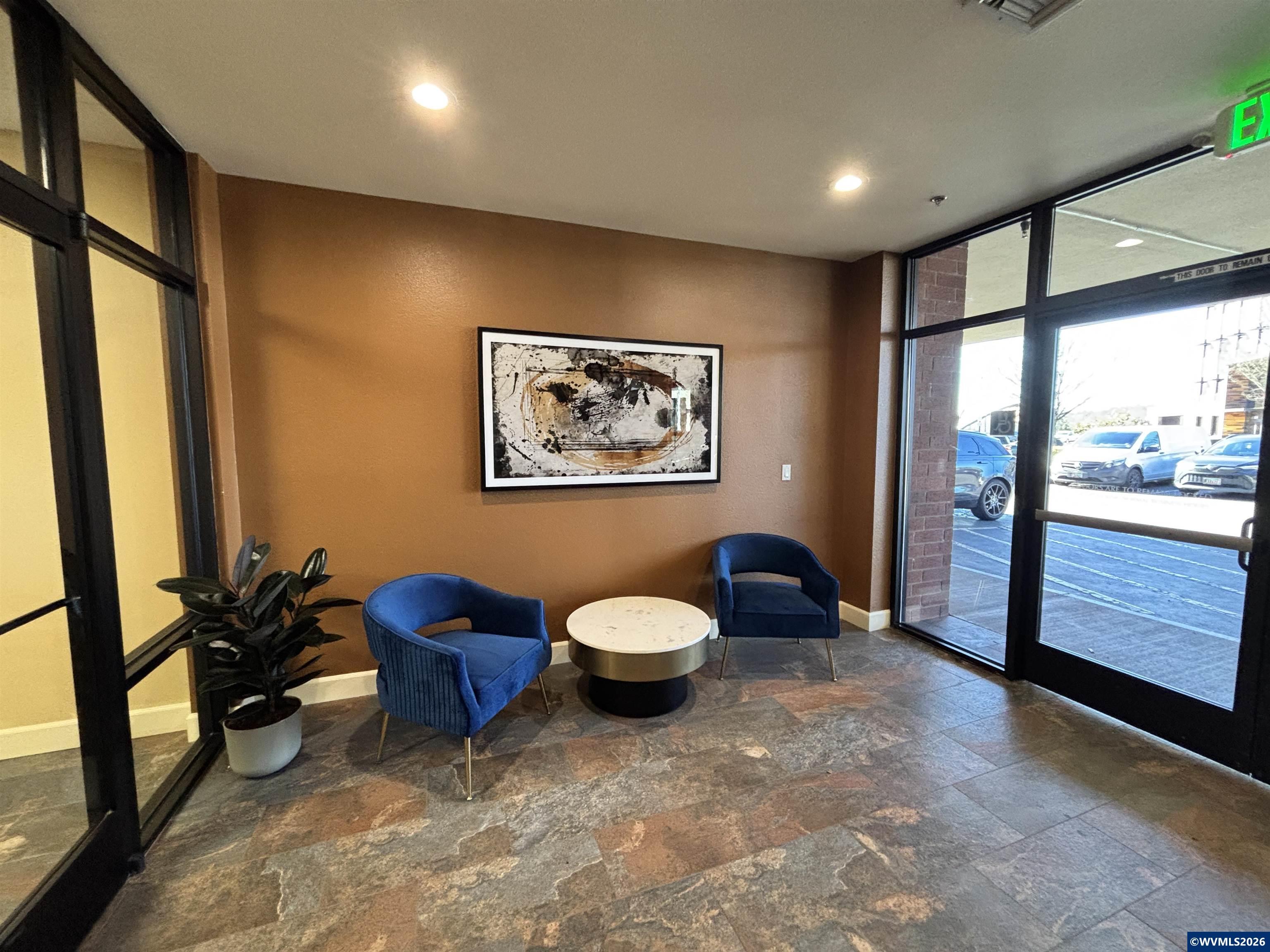 245 Commercial Ste 100-1 St SE