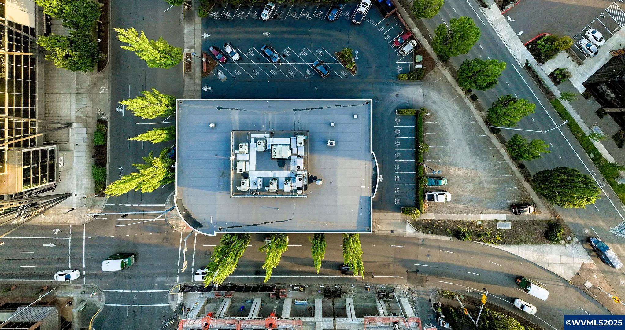 245 Commercial Ste 100-1 St SE