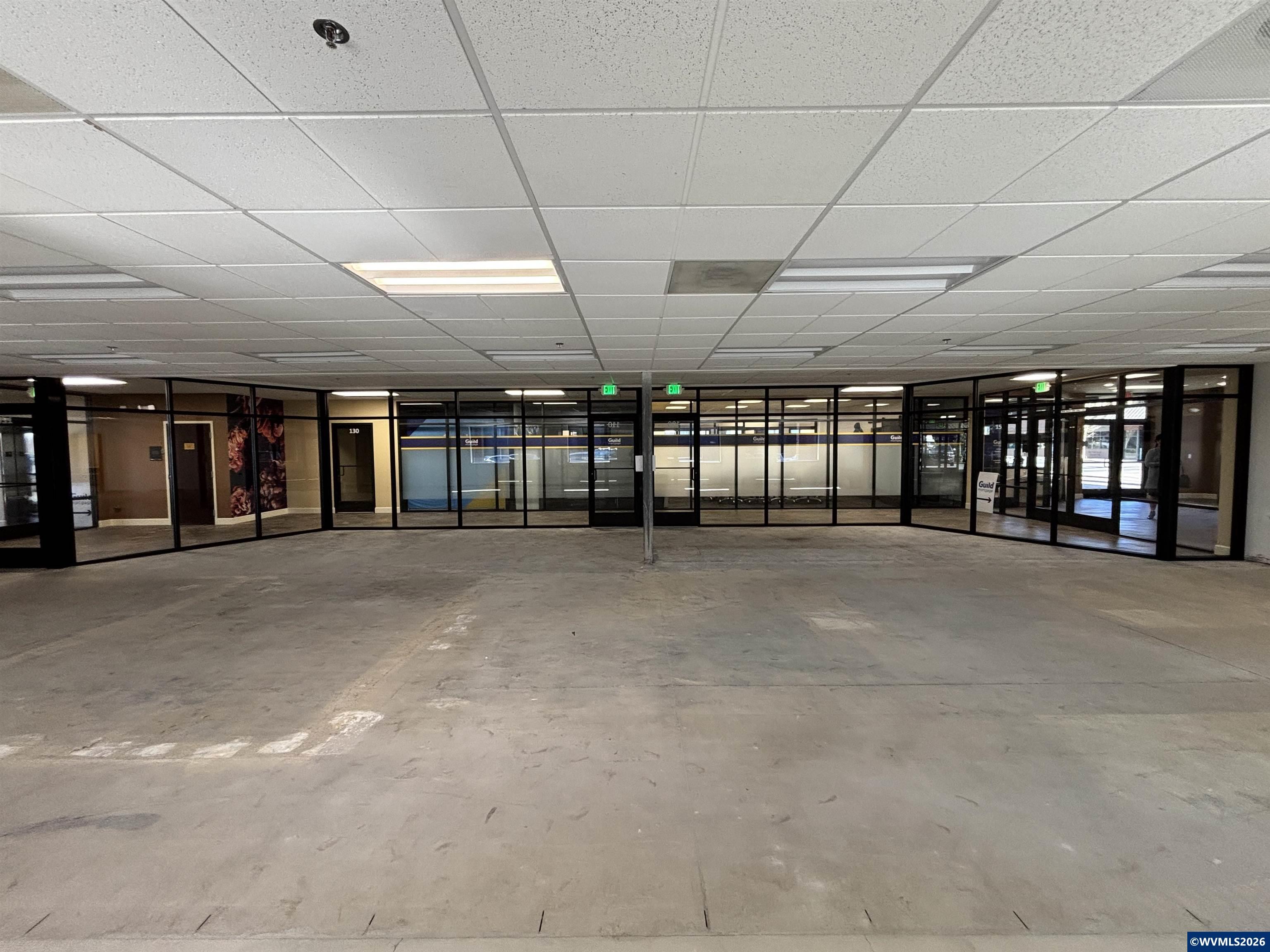 245 Commercial Ste 100-1 St SE