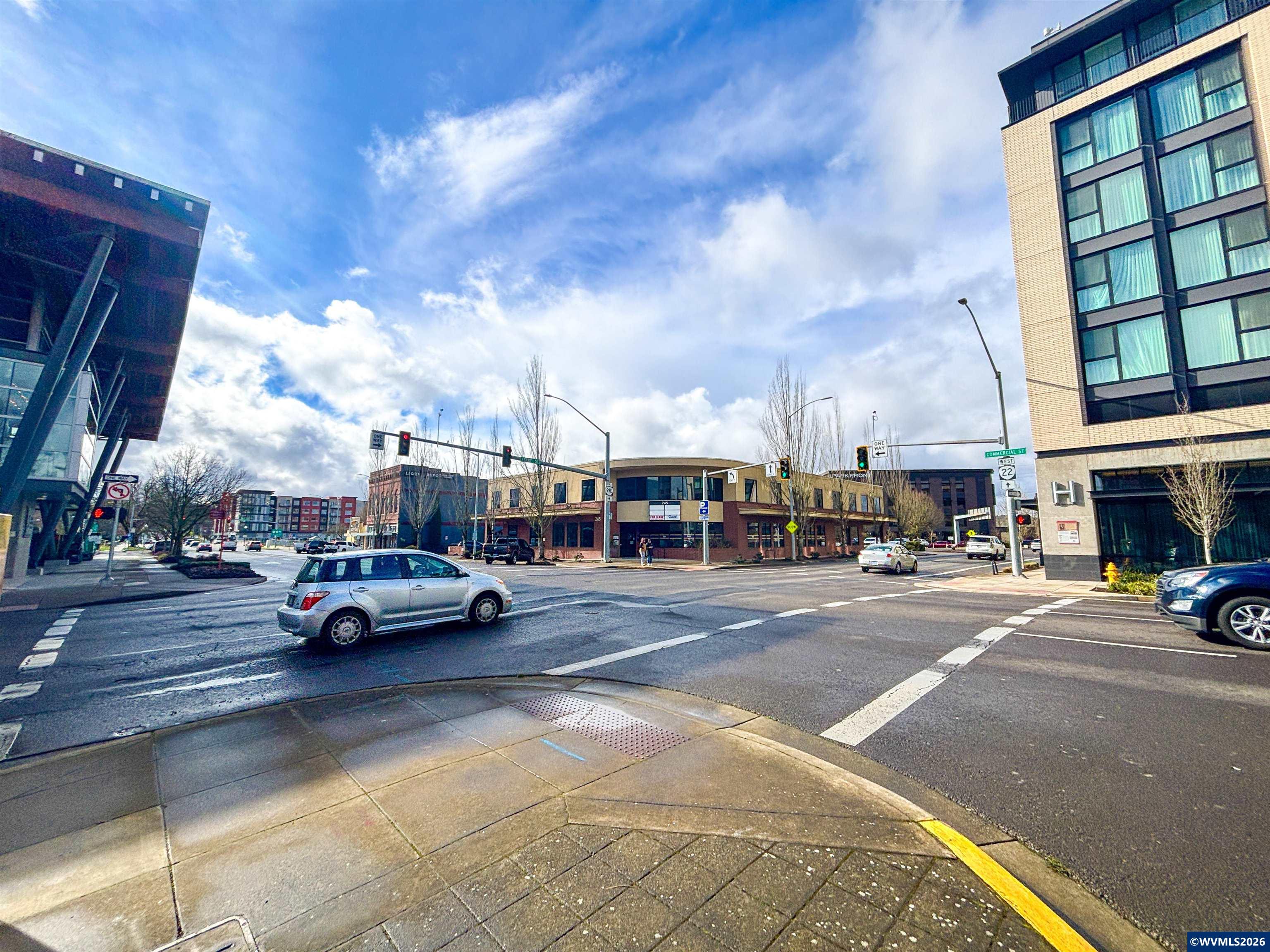 245 Commercial Ste 100-3 St SE