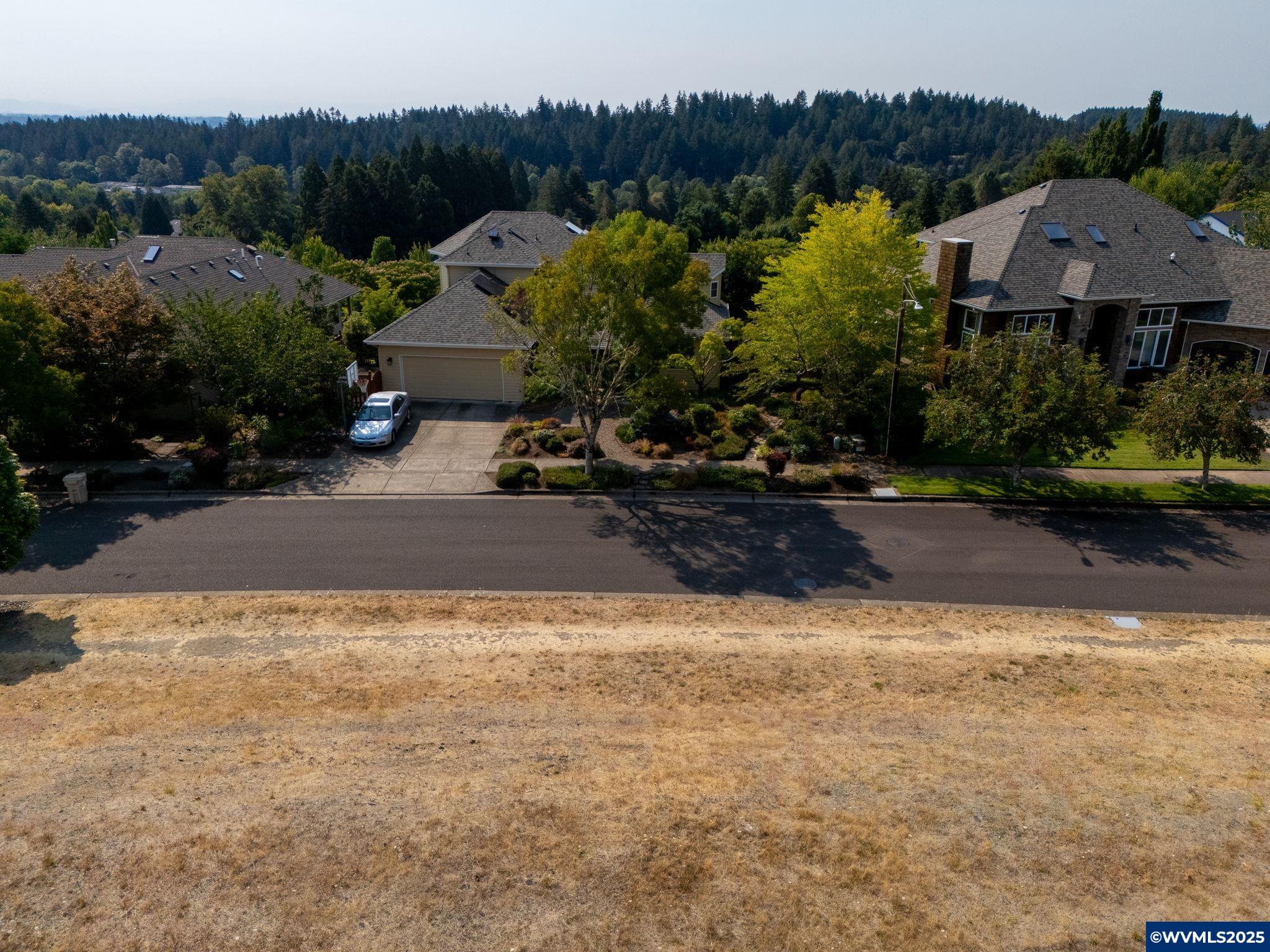 4239 NW Boxwood Dr Dr