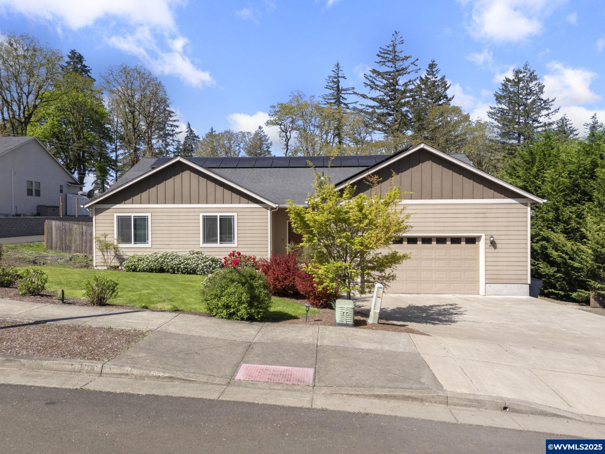 1092 Mirada Dr NW