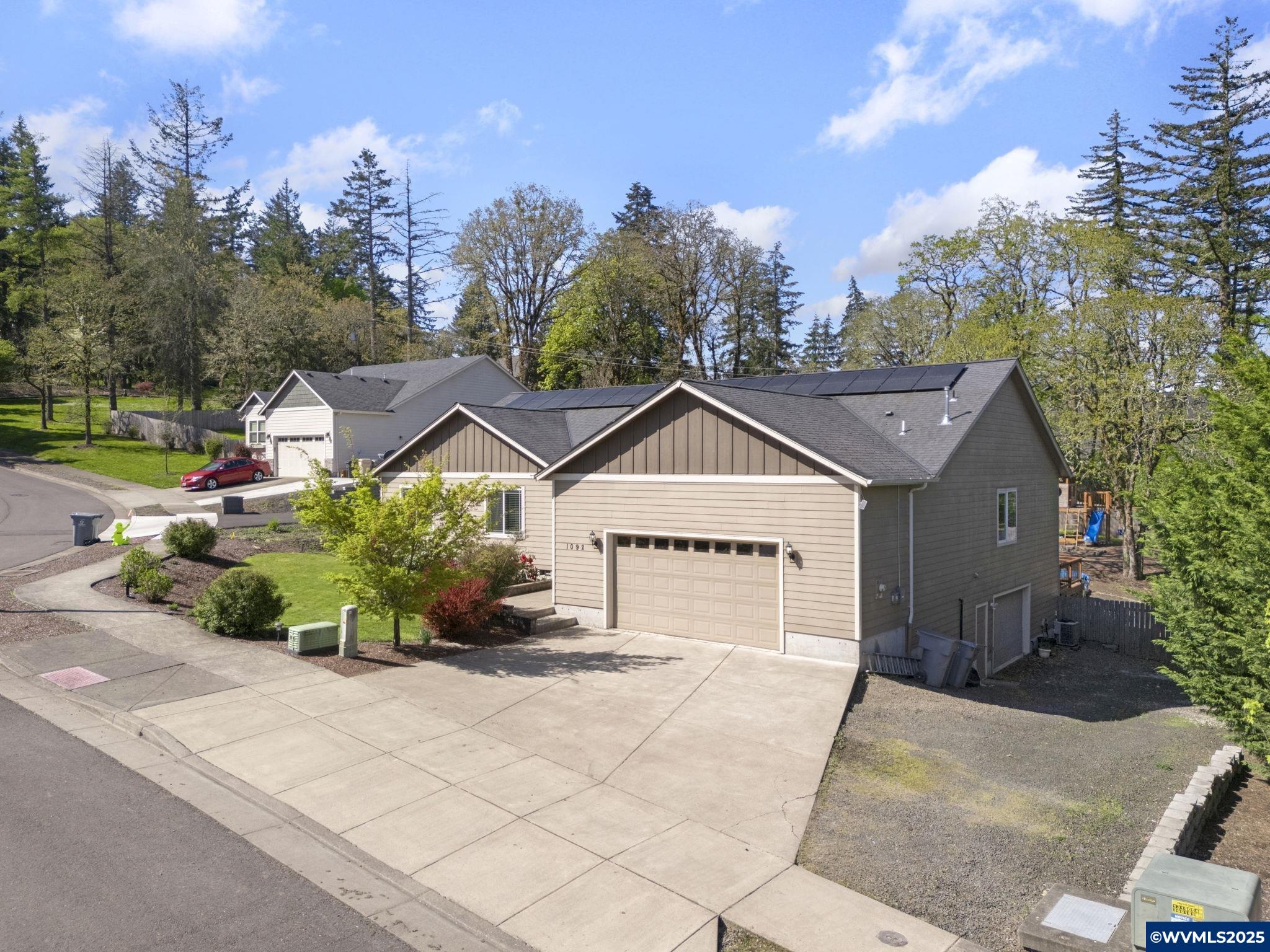 1092 Mirada Dr NW