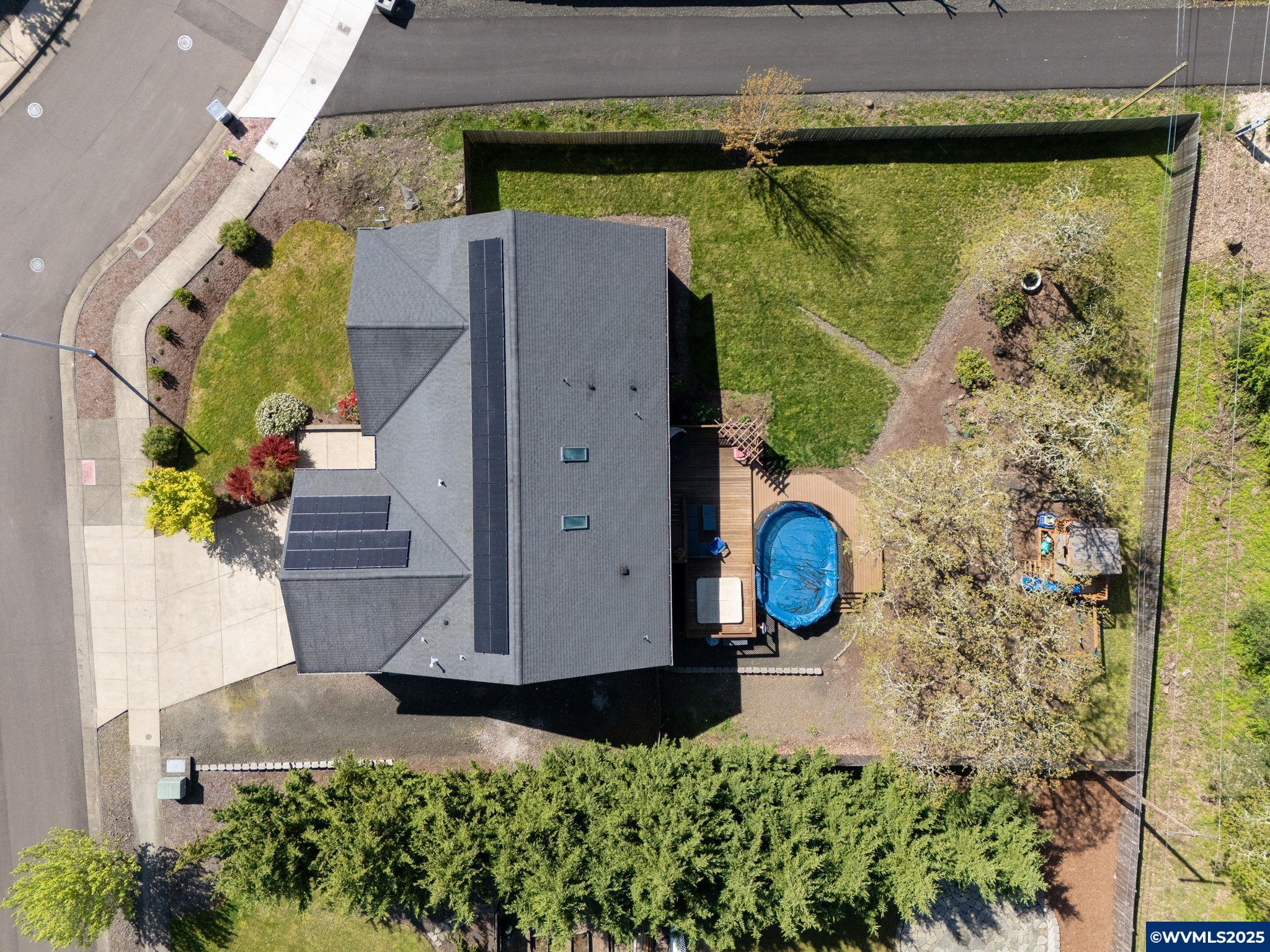 1092 Mirada Dr NW