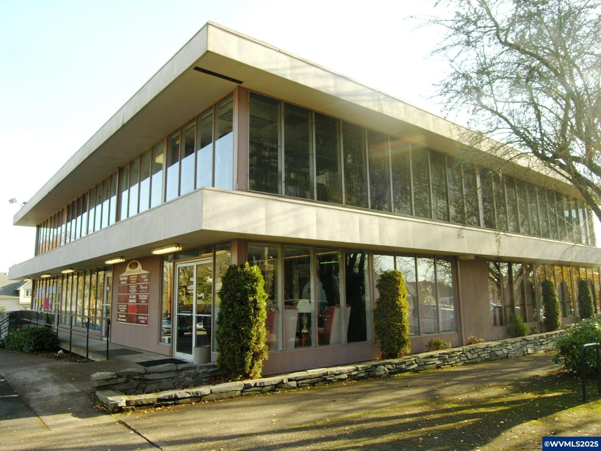 780 Commercial (Ste 305) St SE