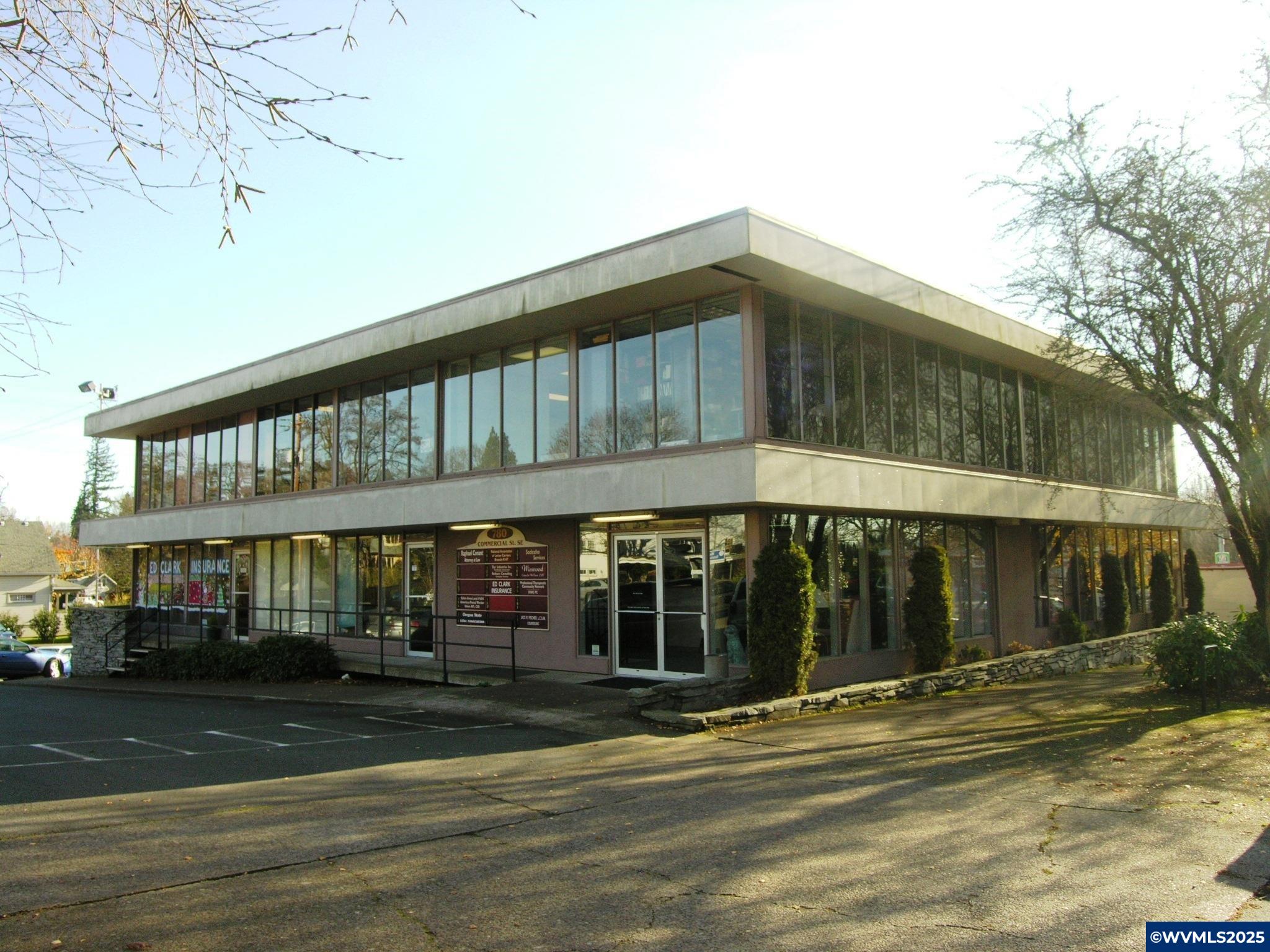 780 Commercial (Ste 305) St SE