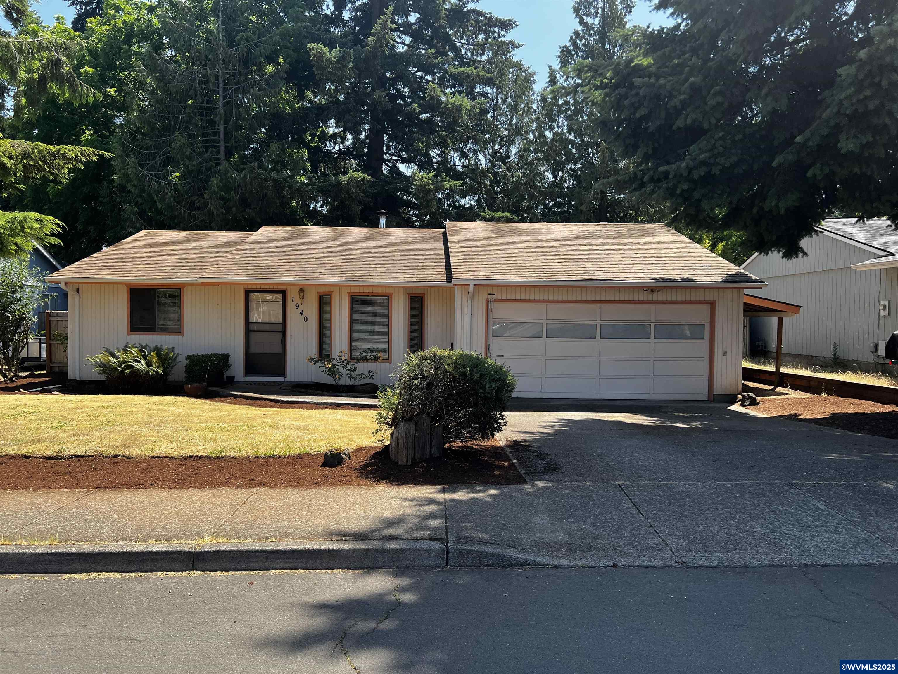 1940 Fabry Rd SE