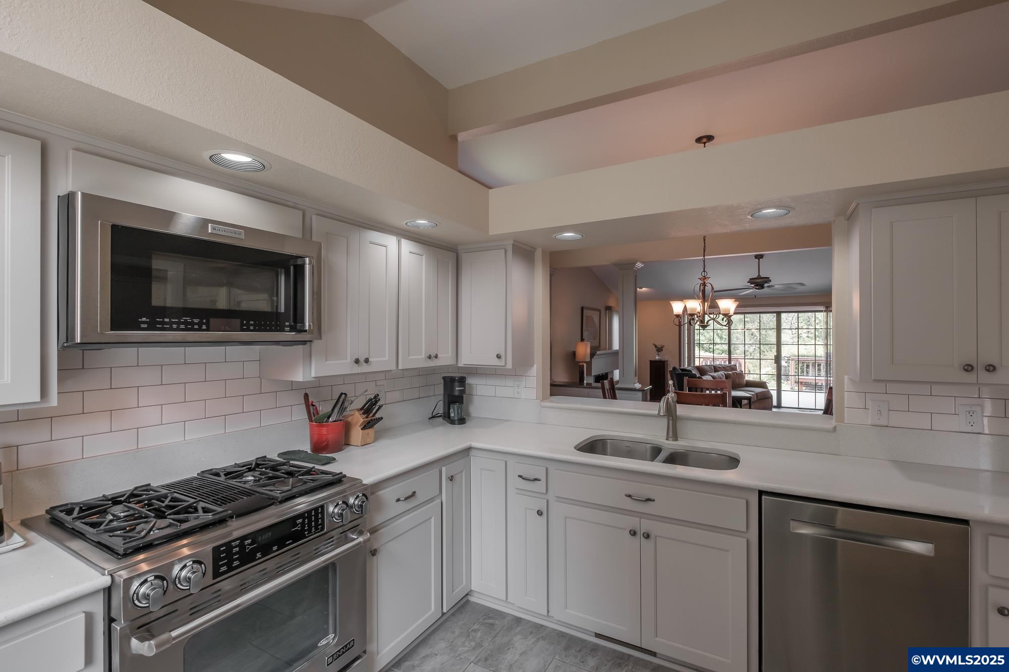 6113 Trevino Ct