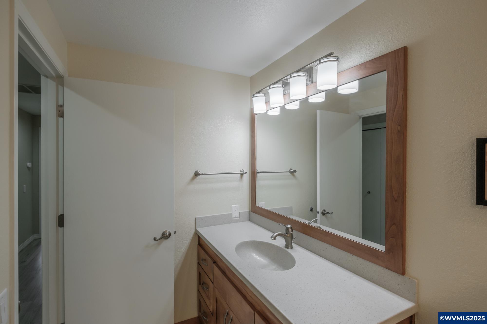 6113 Trevino Ct