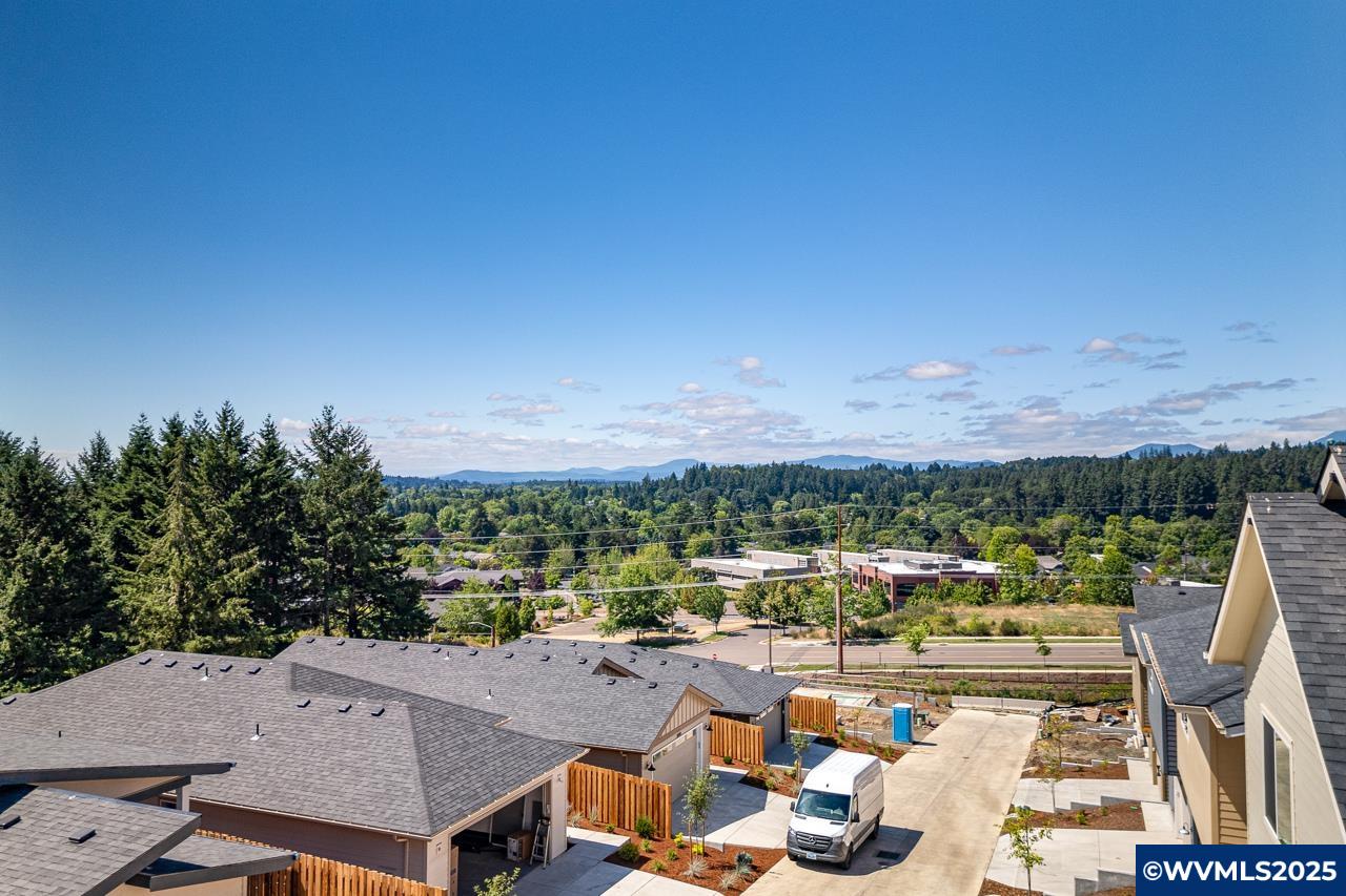 2034 NW Victory Av