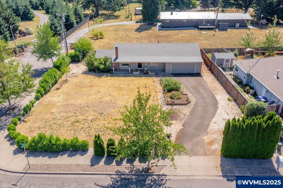 13203 Gaffney Ln