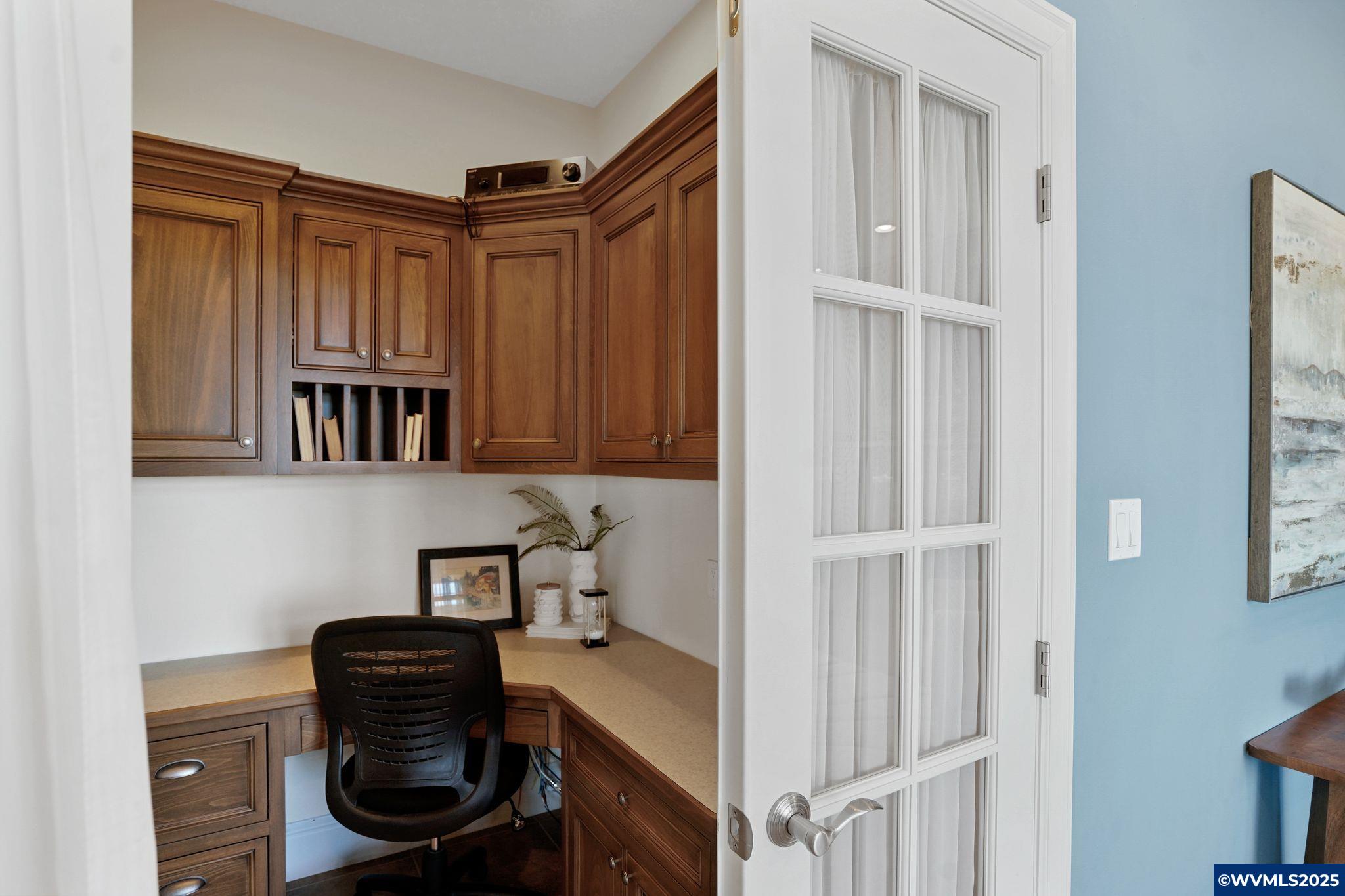 6219 NE Pettibone Dr