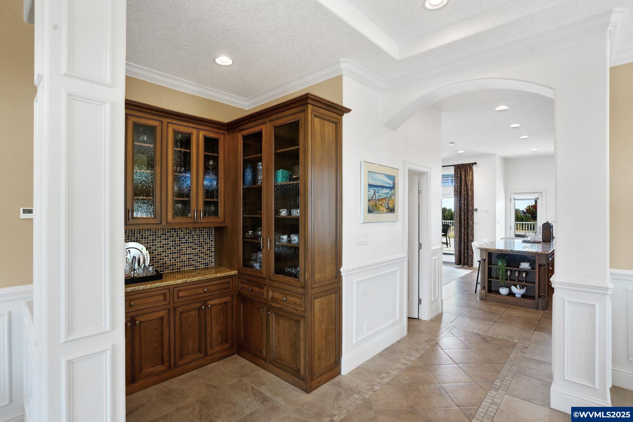 6219 NE Pettibone Dr