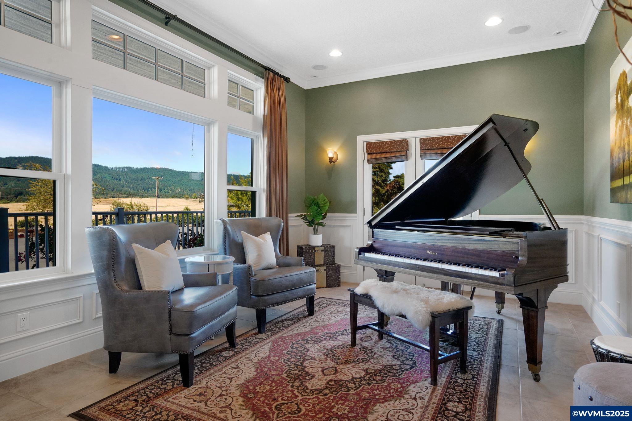 6219 NE Pettibone Dr