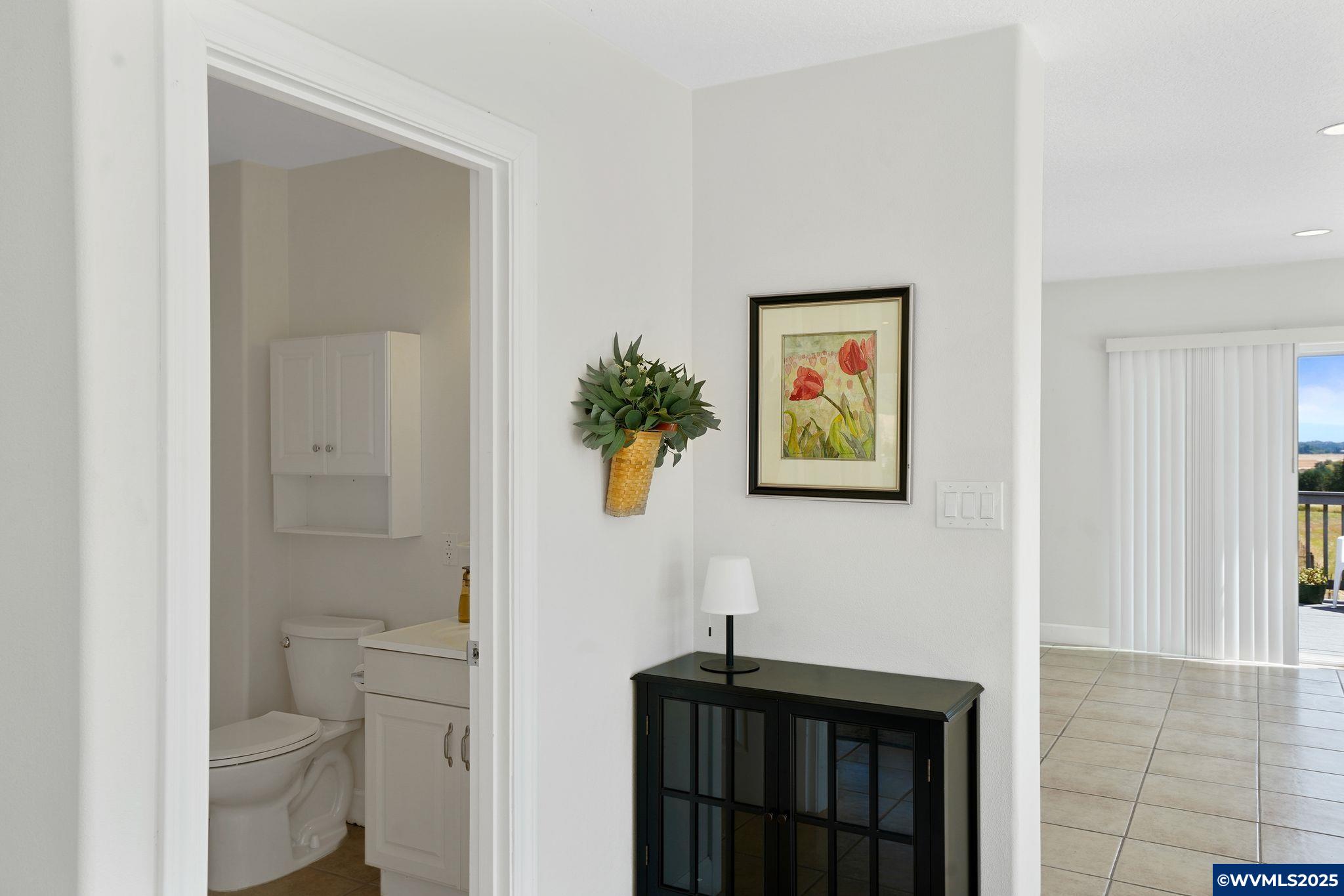 6219 NE Pettibone Dr