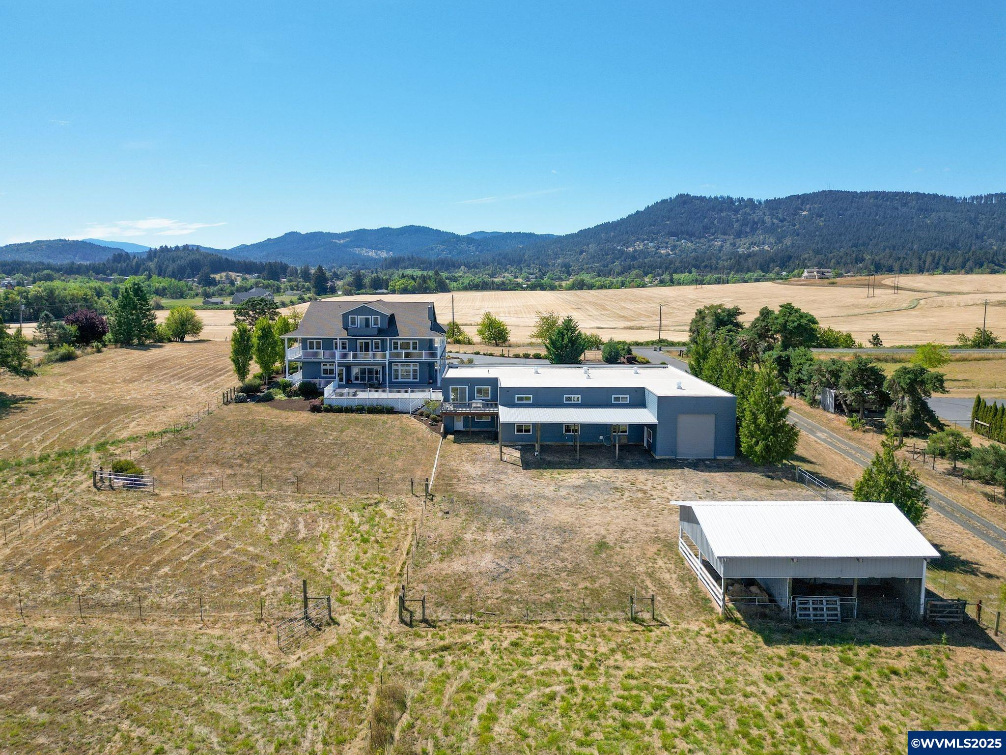 6219 NE Pettibone Dr