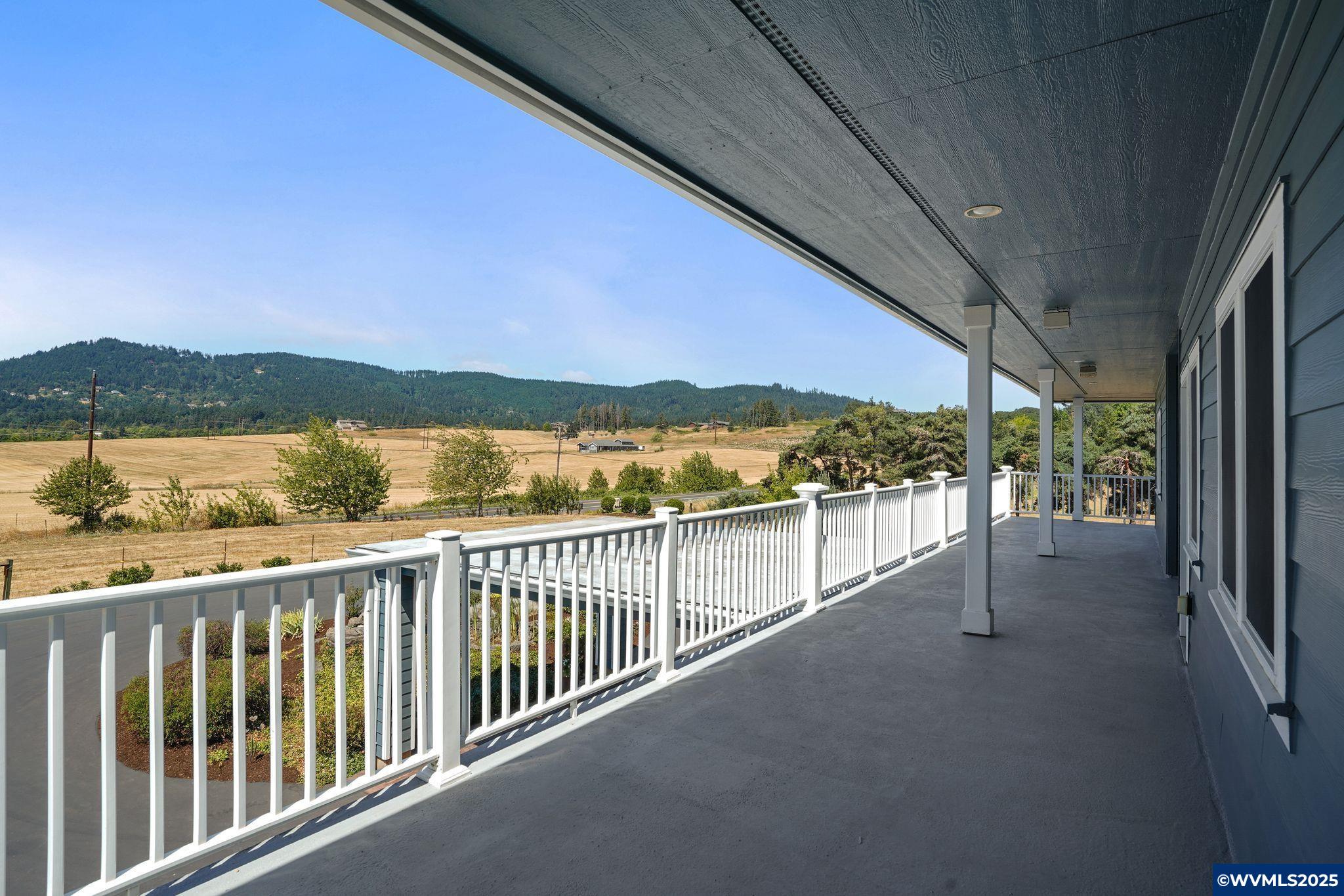 6219 NE Pettibone Dr