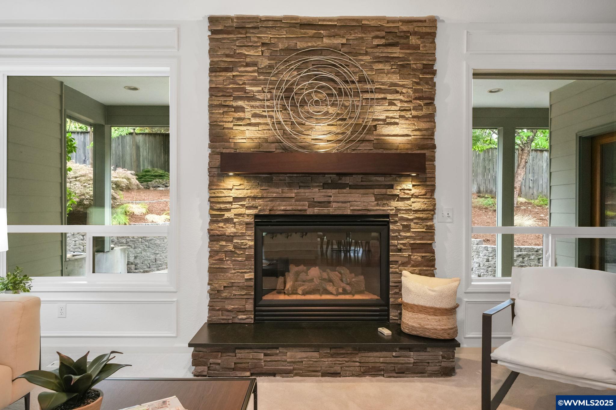 3423 NW Glenridge Dr