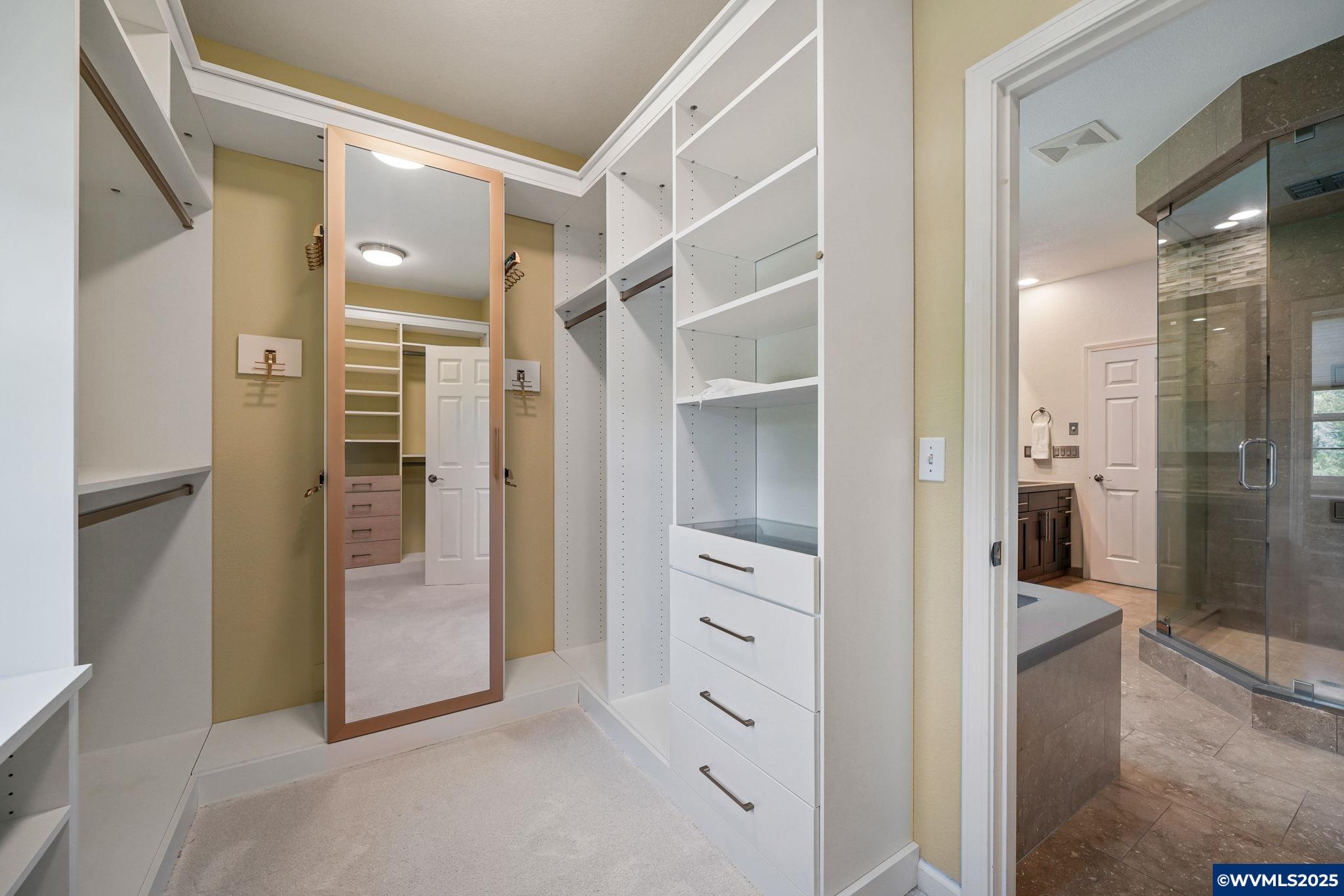 3423 NW Glenridge Dr