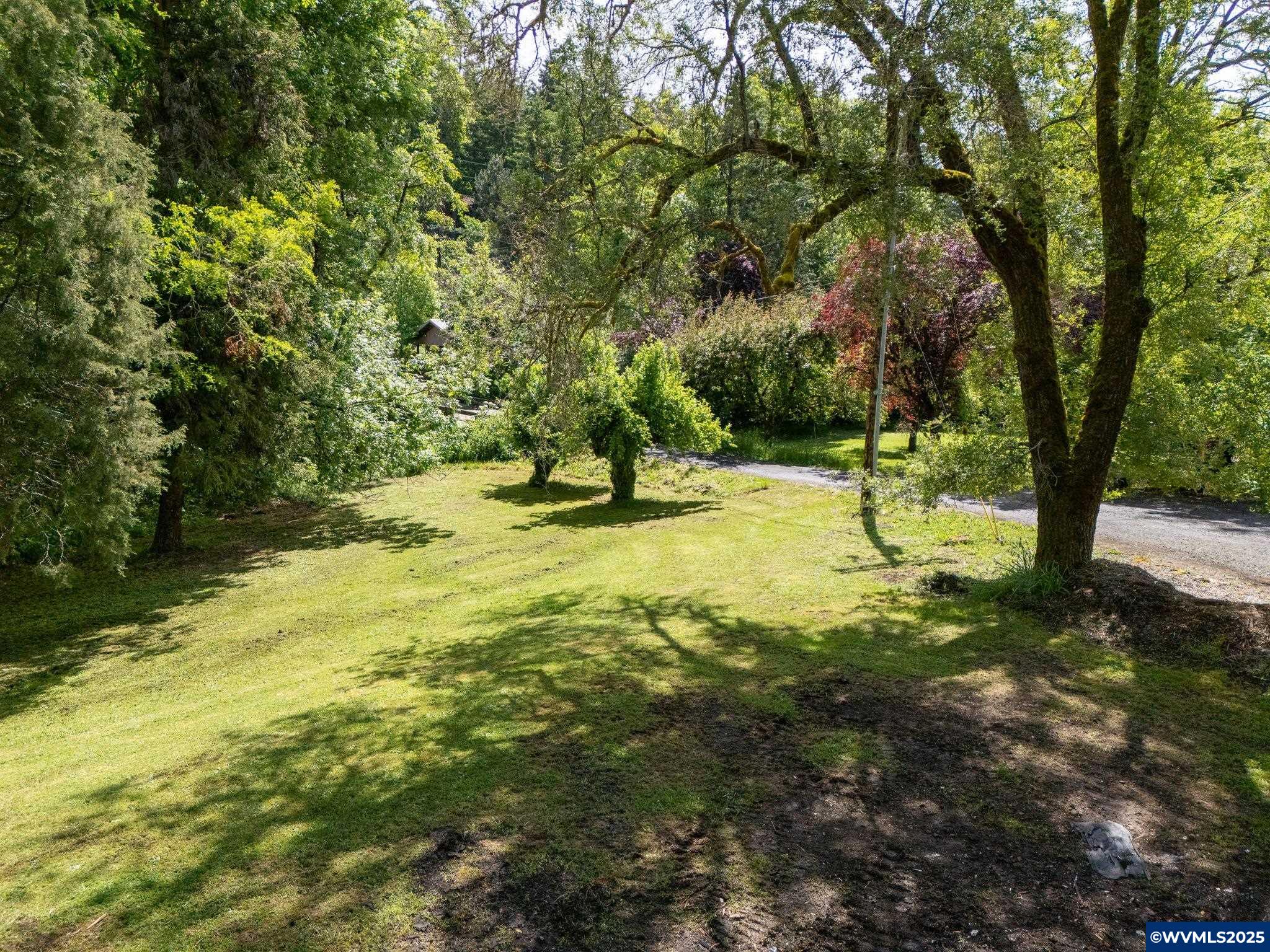 7060 NW Oak Creek Dr