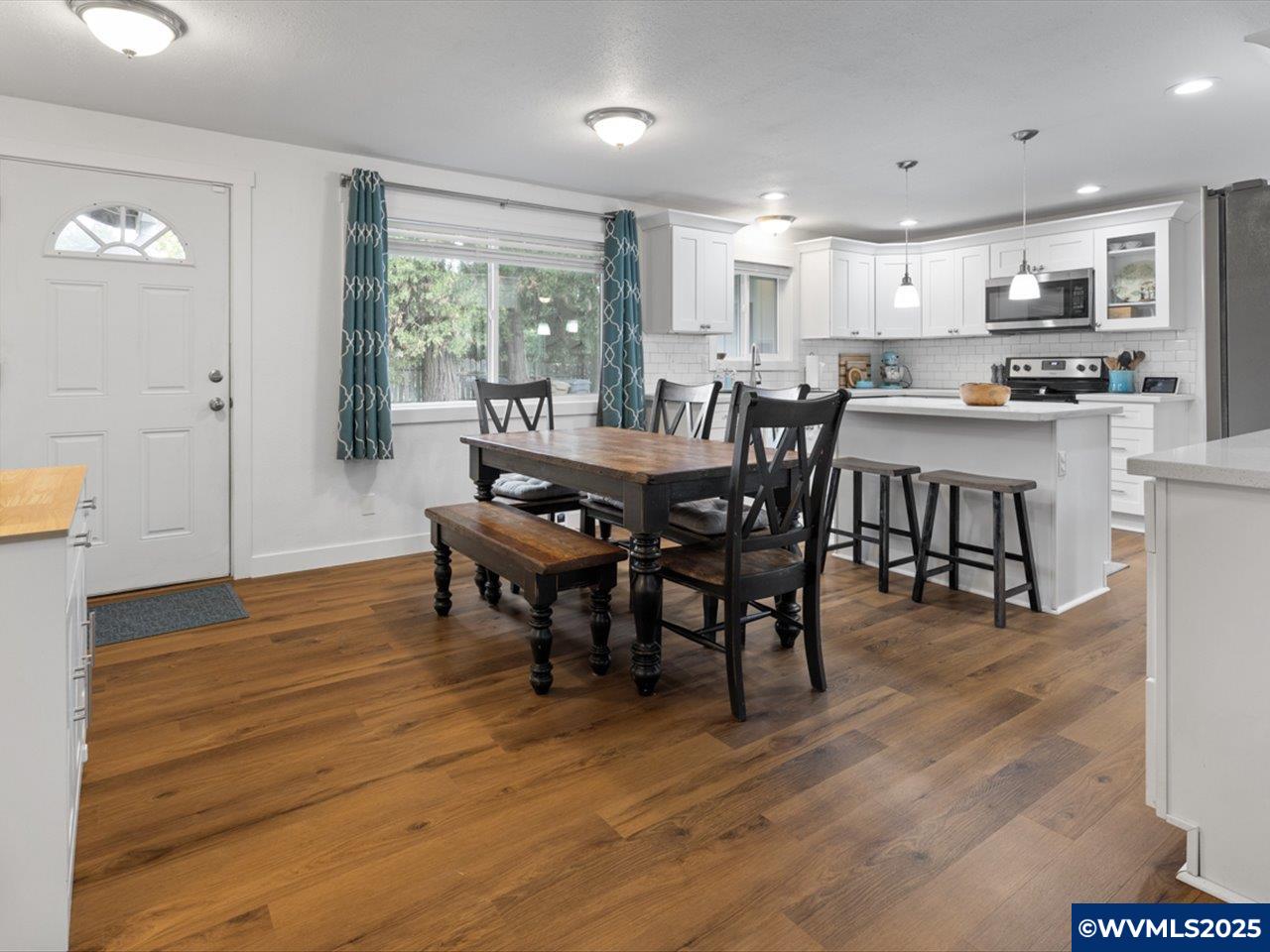 4266 Palestine Av NW